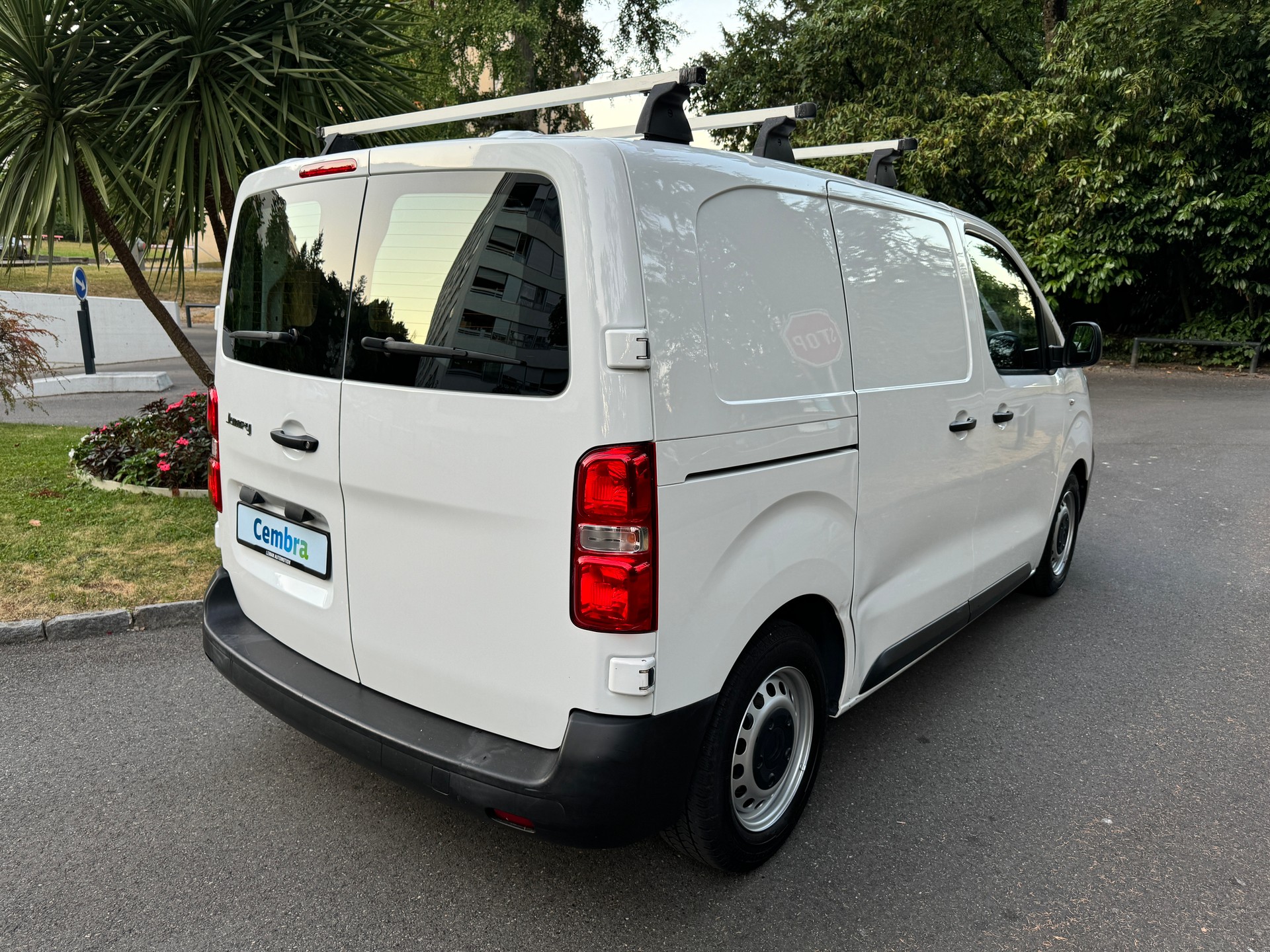 CITROEN Jumpy 1.6 BlueHDi 95 XS Attraction-image-7