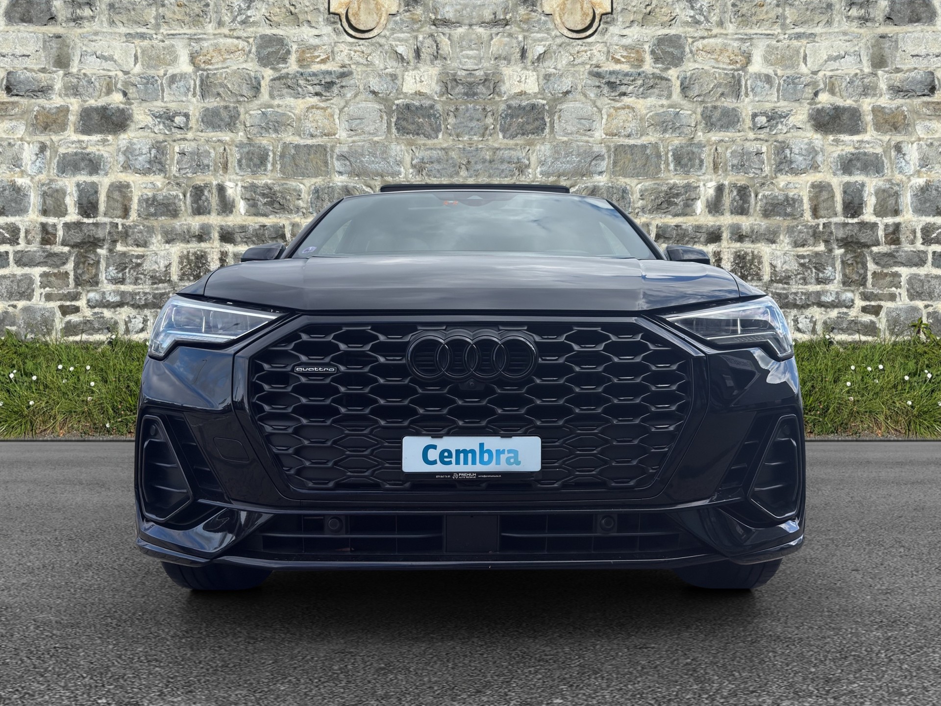 AUDI Q3 Sportback 45 TFSI S line quattro S-tronic-image-1