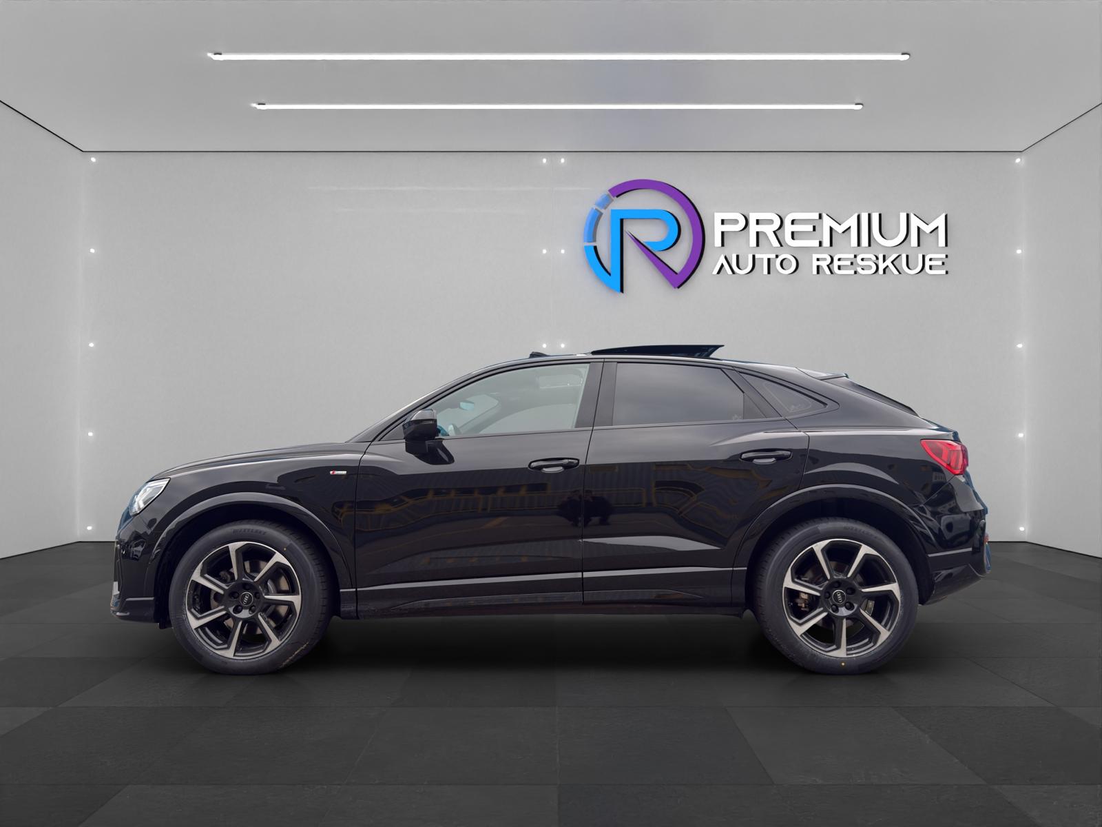 AUDI Q3 Sportback 45 TFSI S line quattro S-tronic-image-2