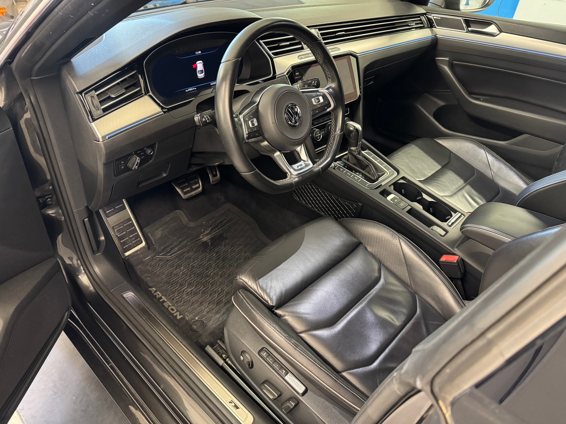 VW Arteon 2.0 TDI SCR BMT R-Line 4Motion DSG-image-7
