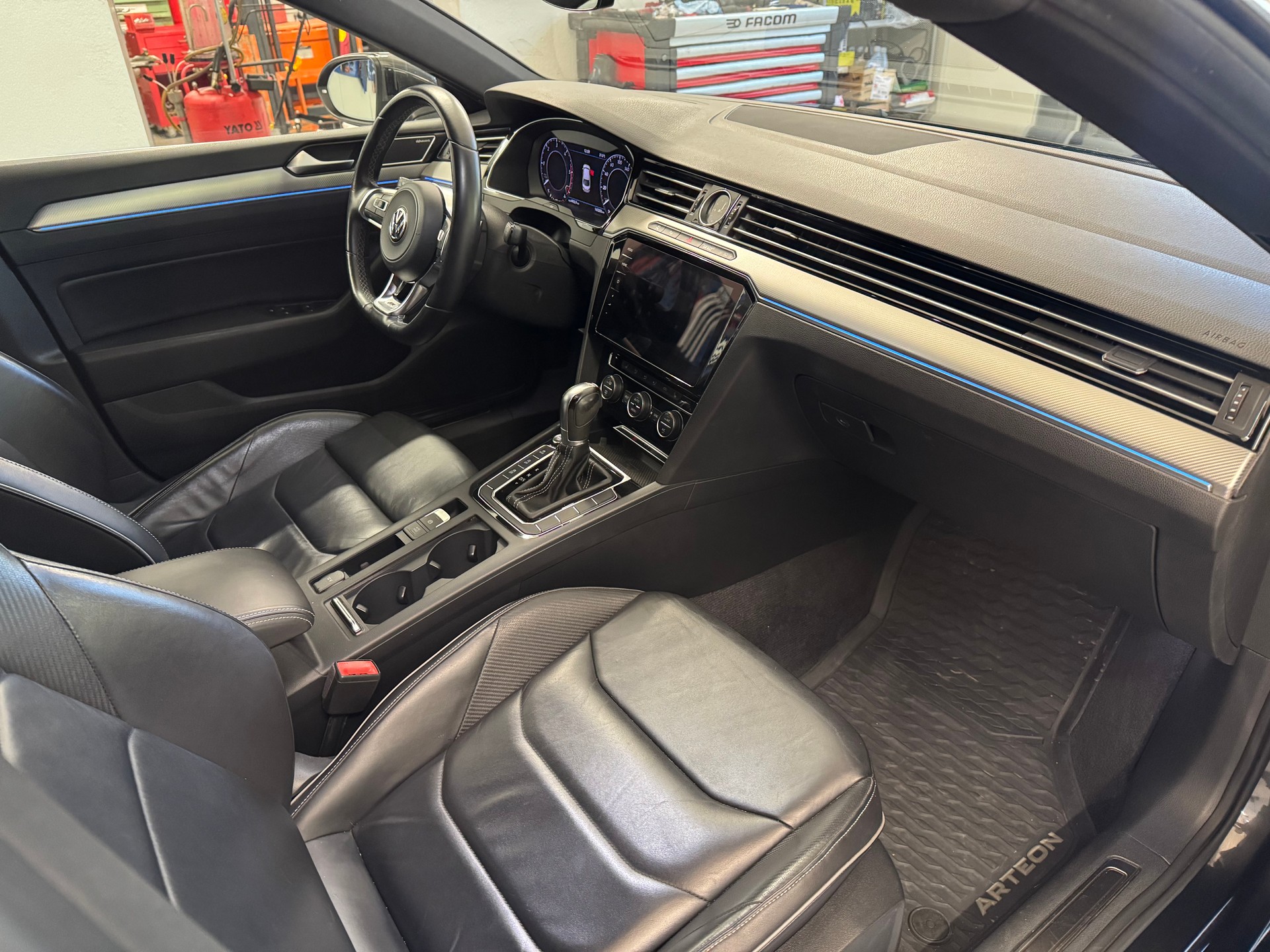 VW Arteon 2.0 TDI SCR BMT R-Line 4Motion DSG-image-8