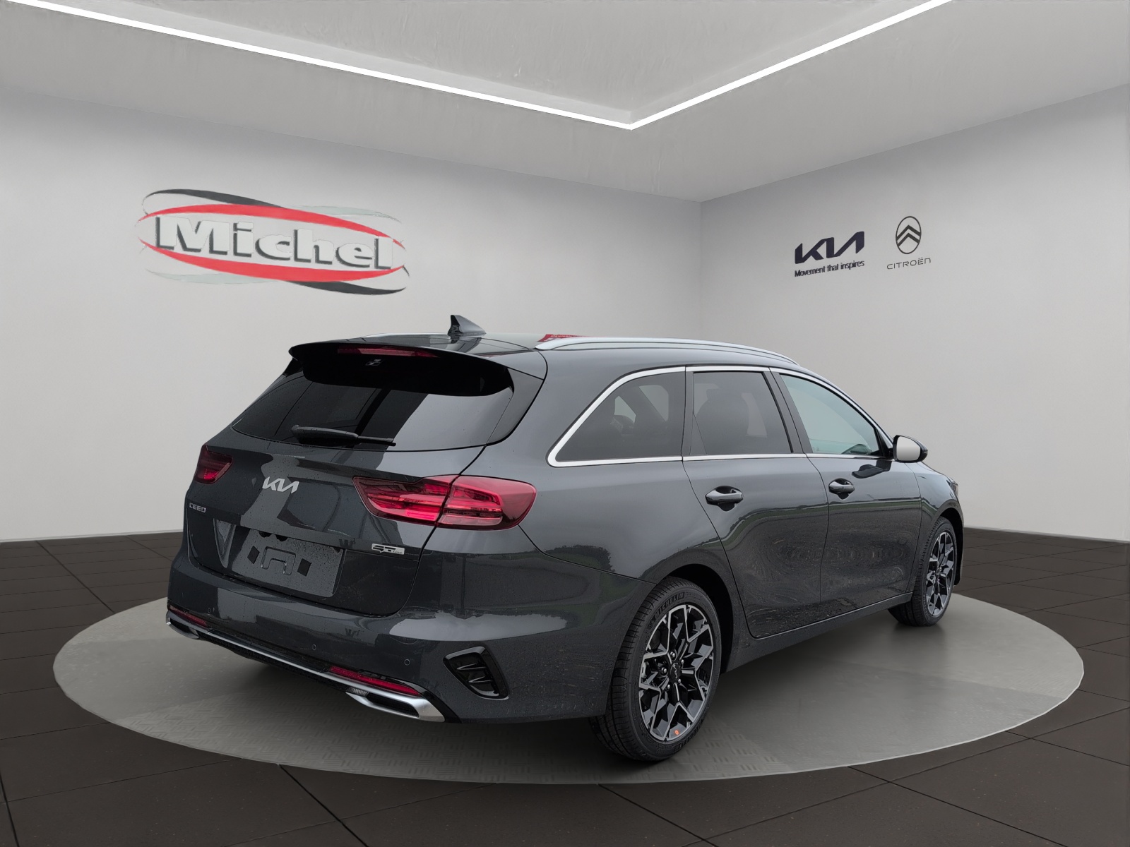 KIA Ceed Sportswagon 1.5 T-GDi MHEV GT-Line Automat / 0.99% Leasing-Aktion-image-4
