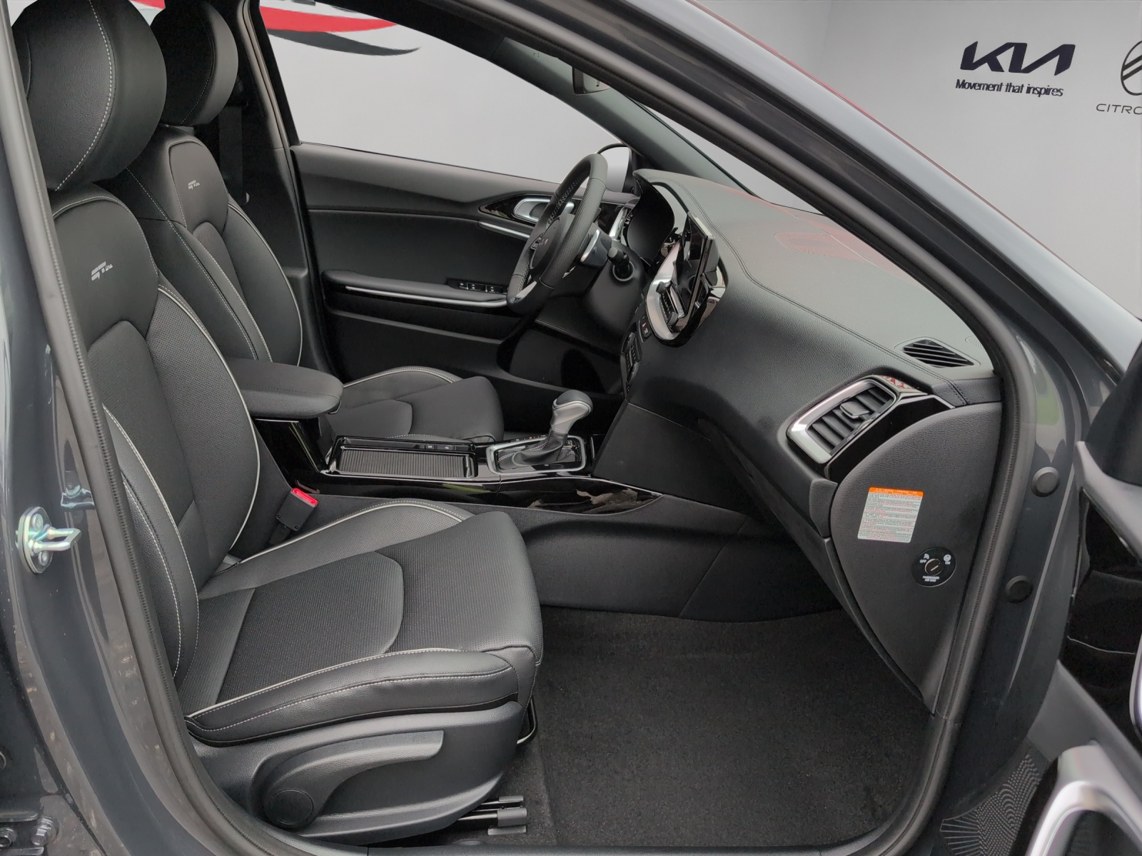KIA Ceed Sportswagon 1.5 T-GDi MHEV GT-Line Automat / 0.99% Leasing-Aktion-image-9