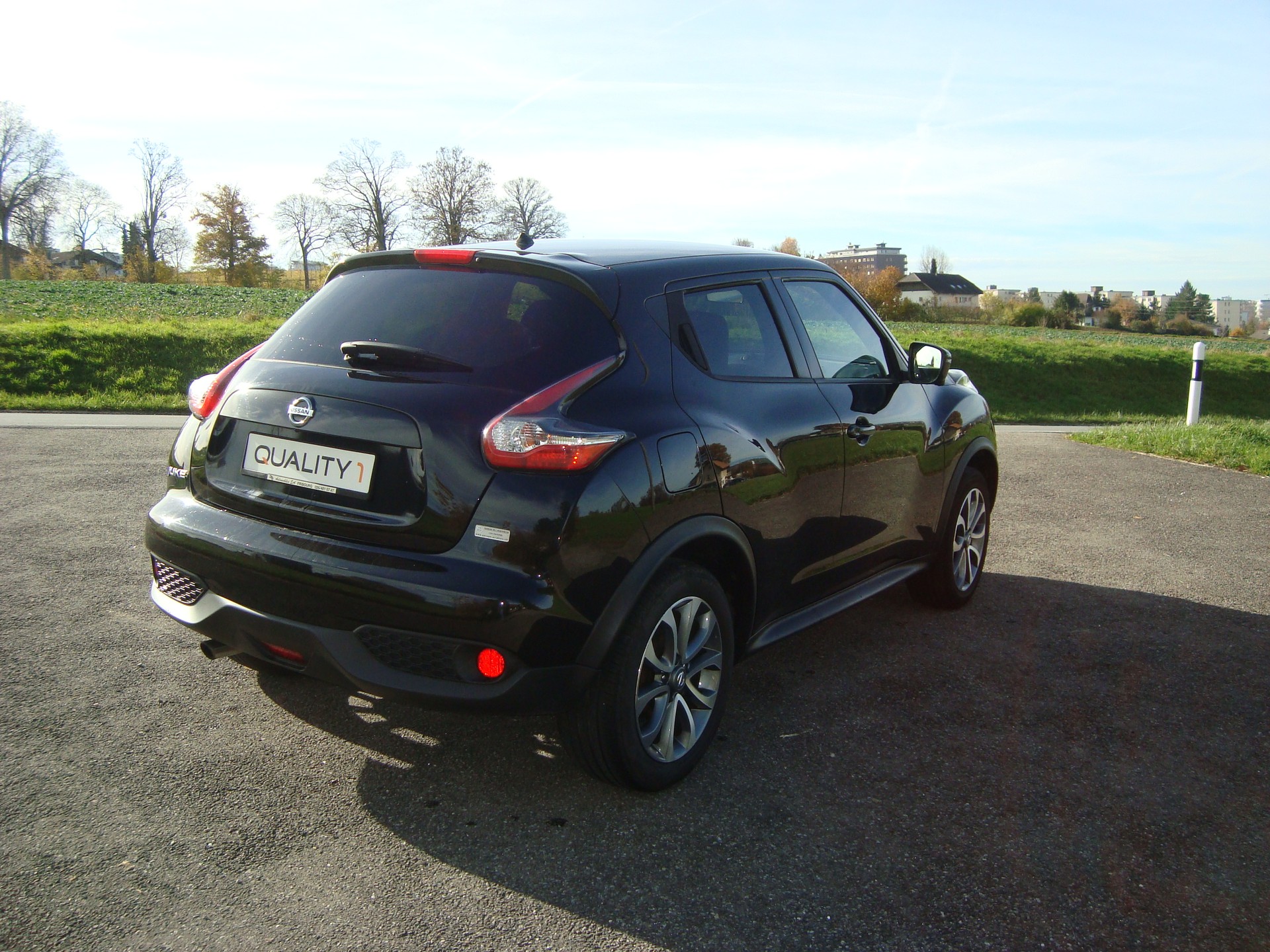 NISSAN Juke 1.6 Swiss Edition Xtronic CVT-image-2