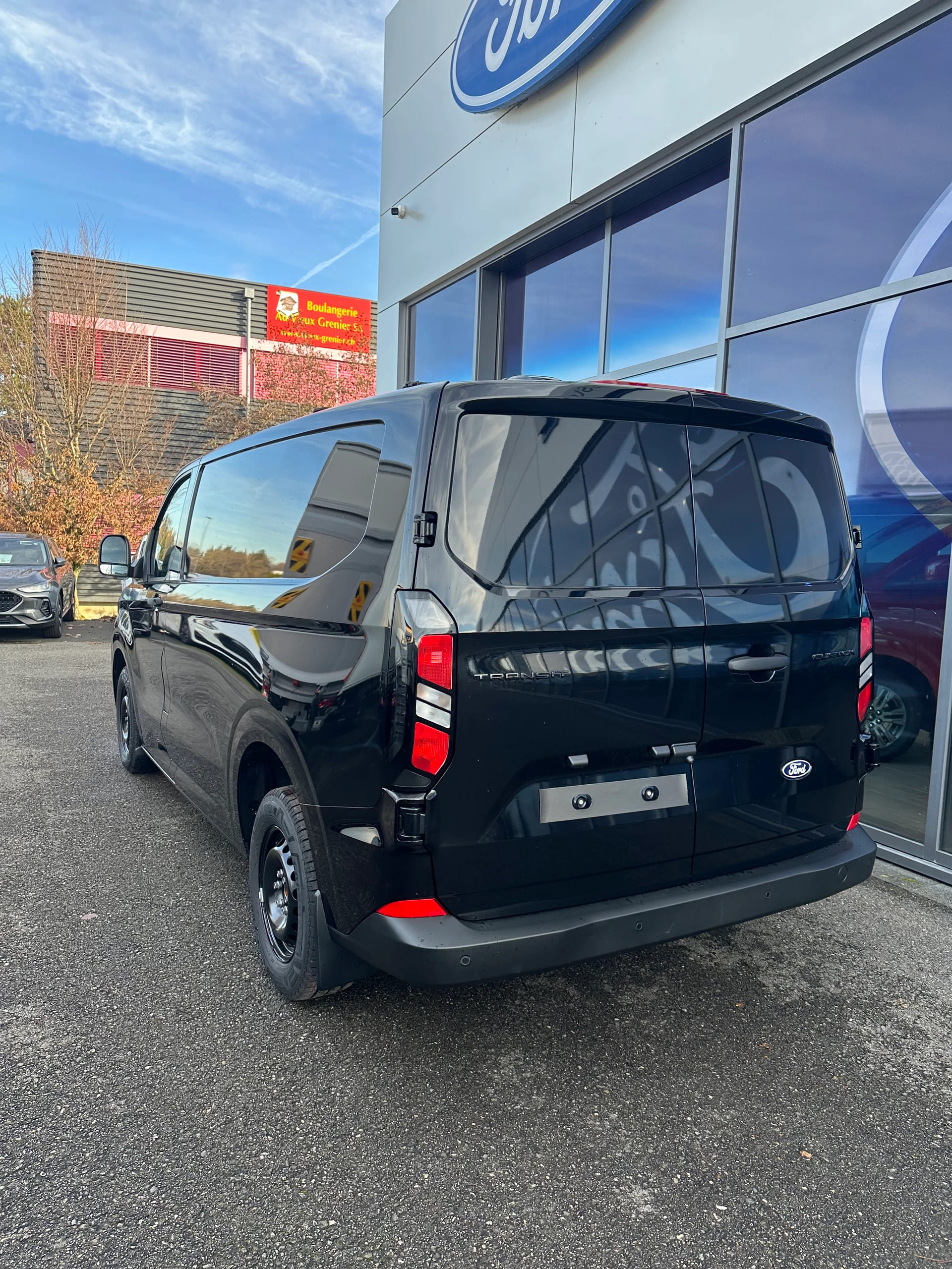 FORD Transit Custom Van 320 L1 2.0 EcoBl Trend/136CV/Aut.-image-3