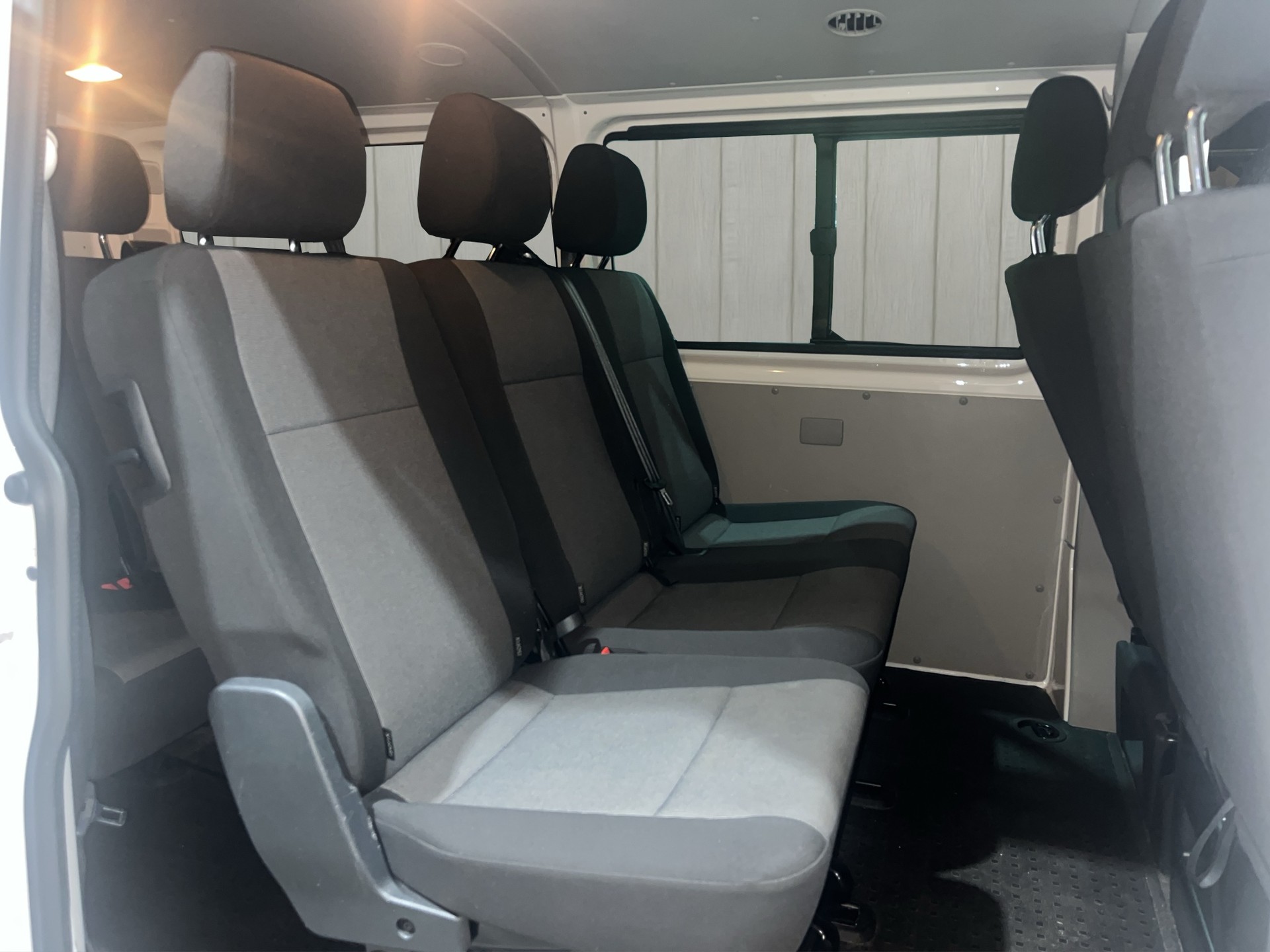 VW T6 Caravelle 2.0 TDI Comfortline DSG LWB-image-12