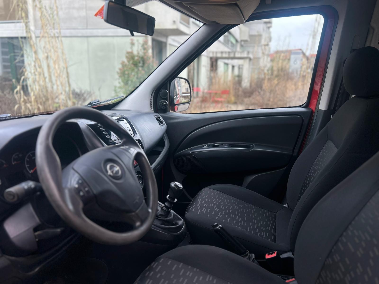 OPEL Combo 1.4 CNG Turbo ecoFLEX 2.4 L2H1-image-11