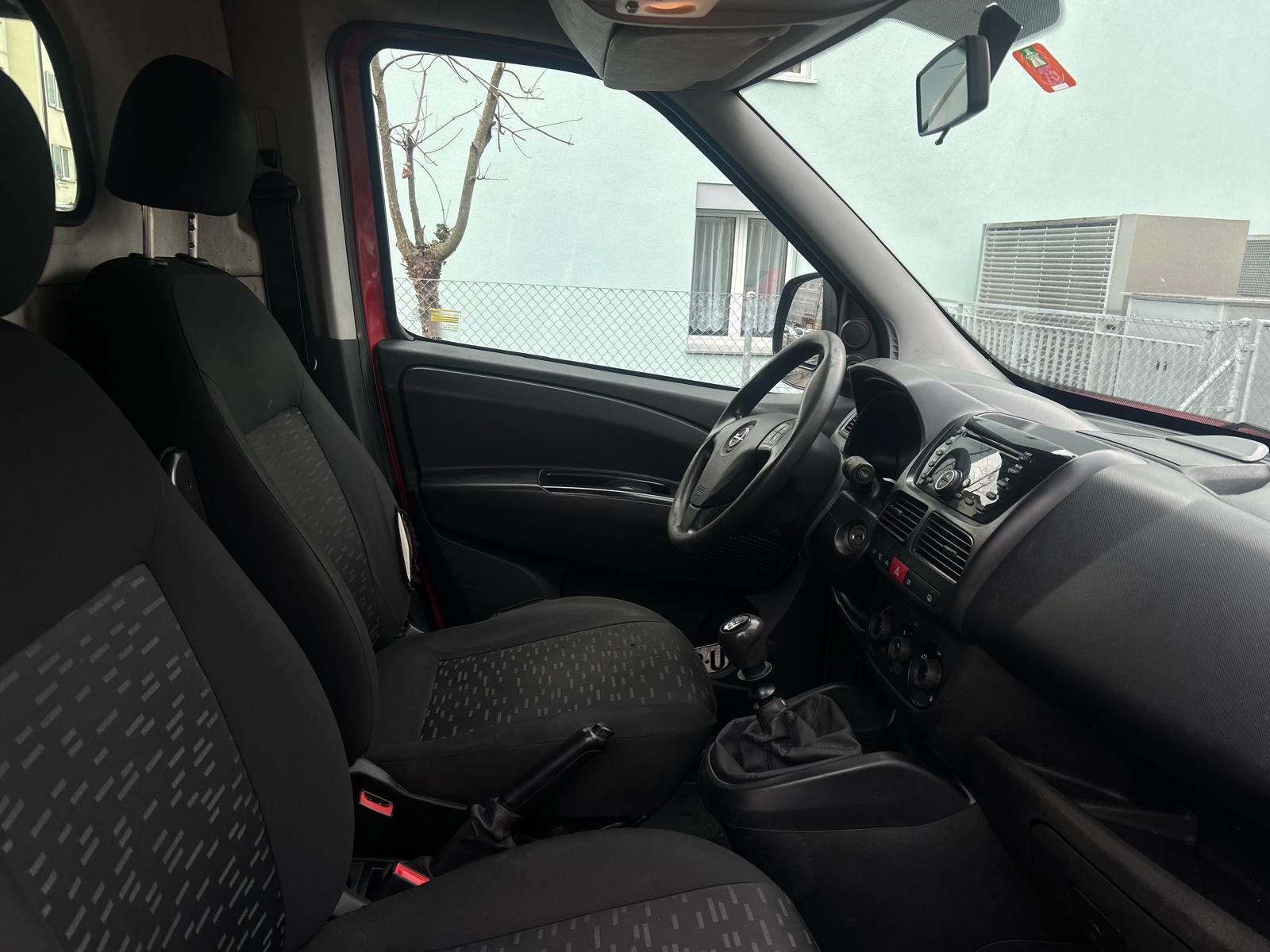 OPEL Combo 1.4 CNG Turbo ecoFLEX 2.4 L2H1-image-12