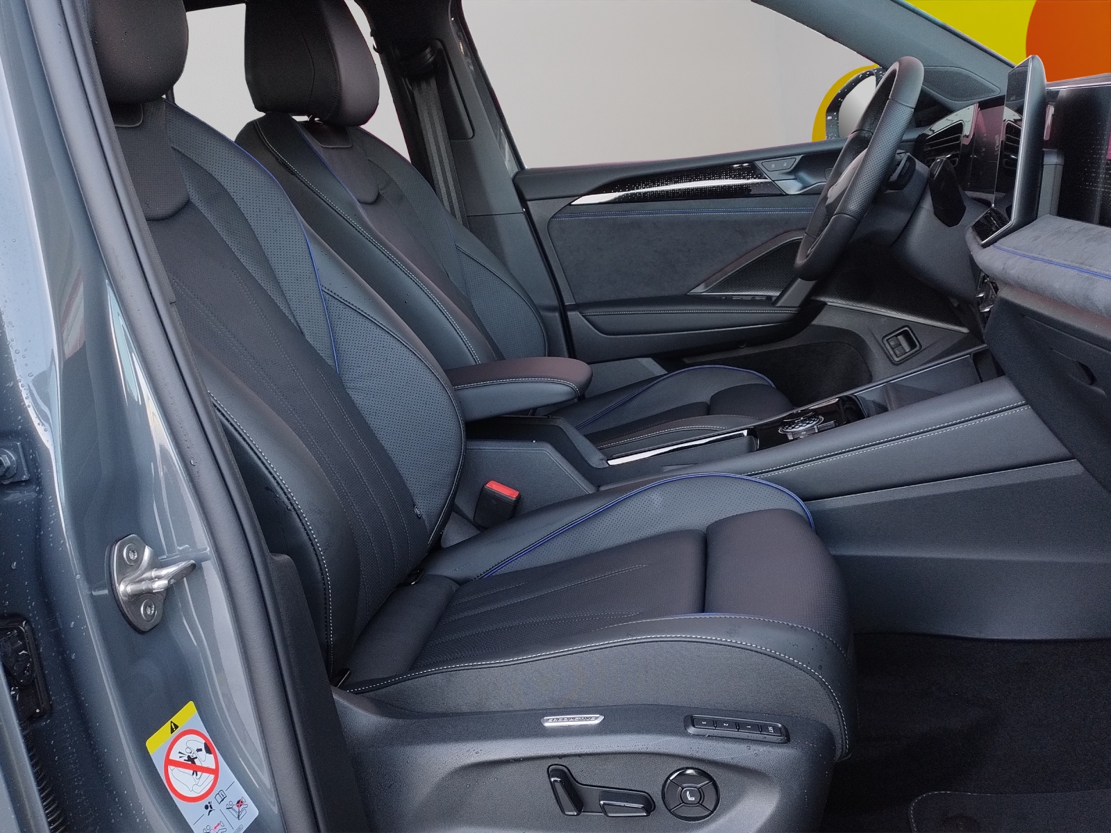 VW Tiguan 2.0 TSI DSG R-Line 4Motion-image-10