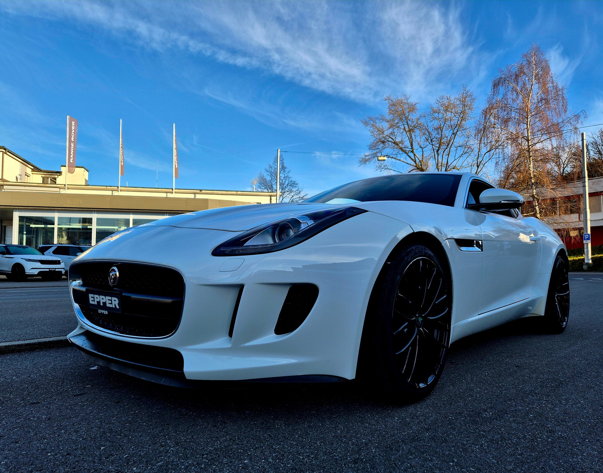 JAGUAR F-Type Coupé 3.0 V6-image-11