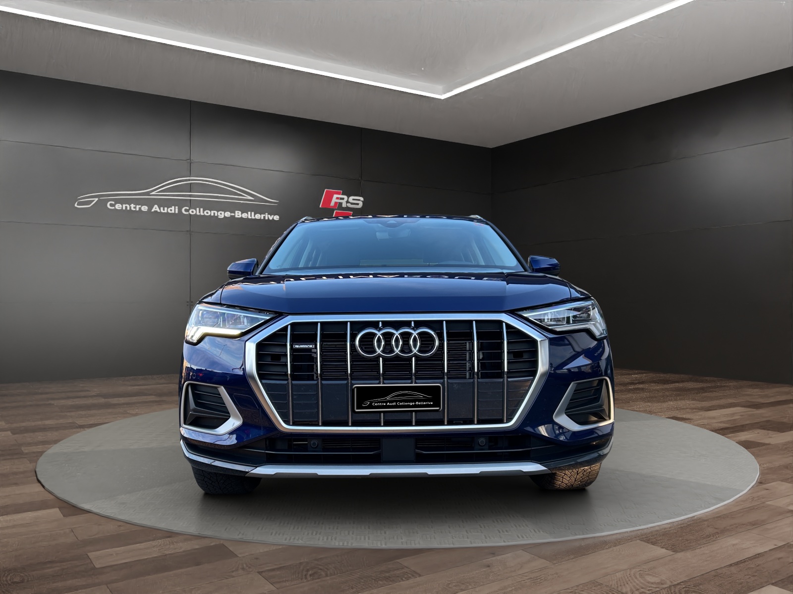 AUDI Q3 40 TFSI advanced quattro S-tronic-image-1