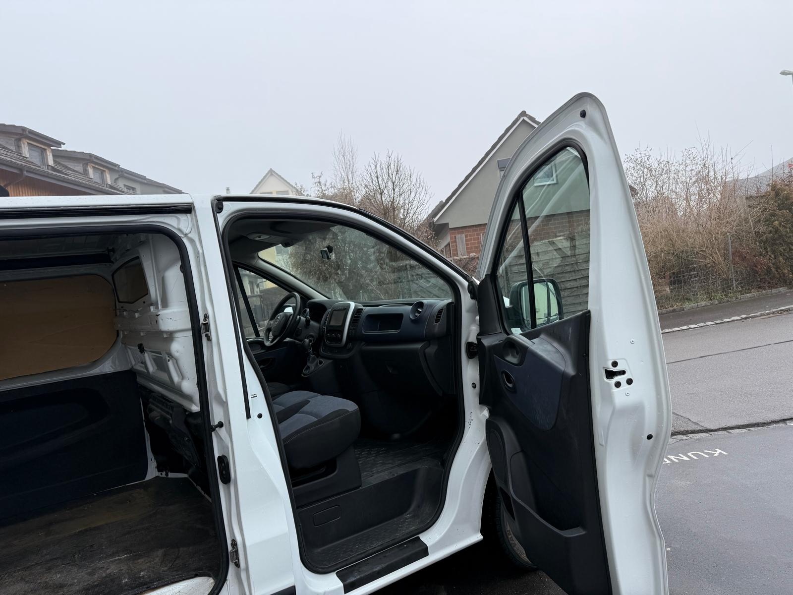 OPEL Vivaro 1.6 CDTI 2.7t L1H1-image-10