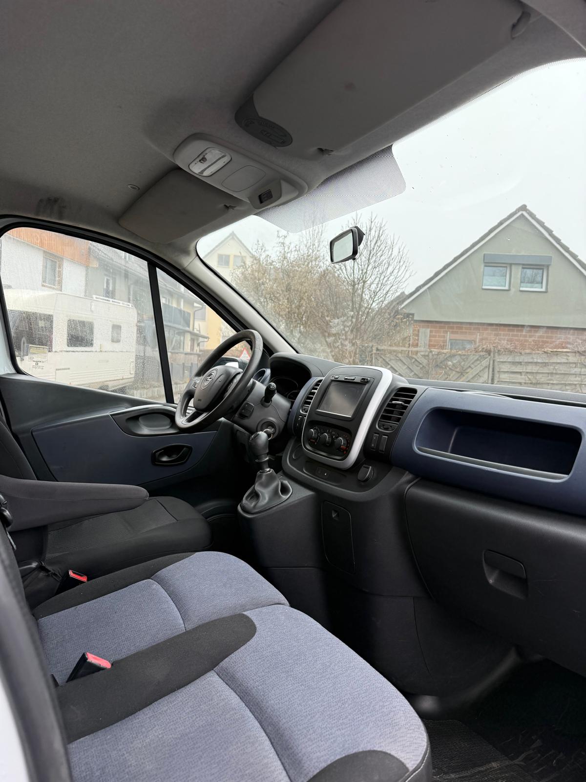 OPEL Vivaro 1.6 CDTI 2.7t L1H1-image-9
