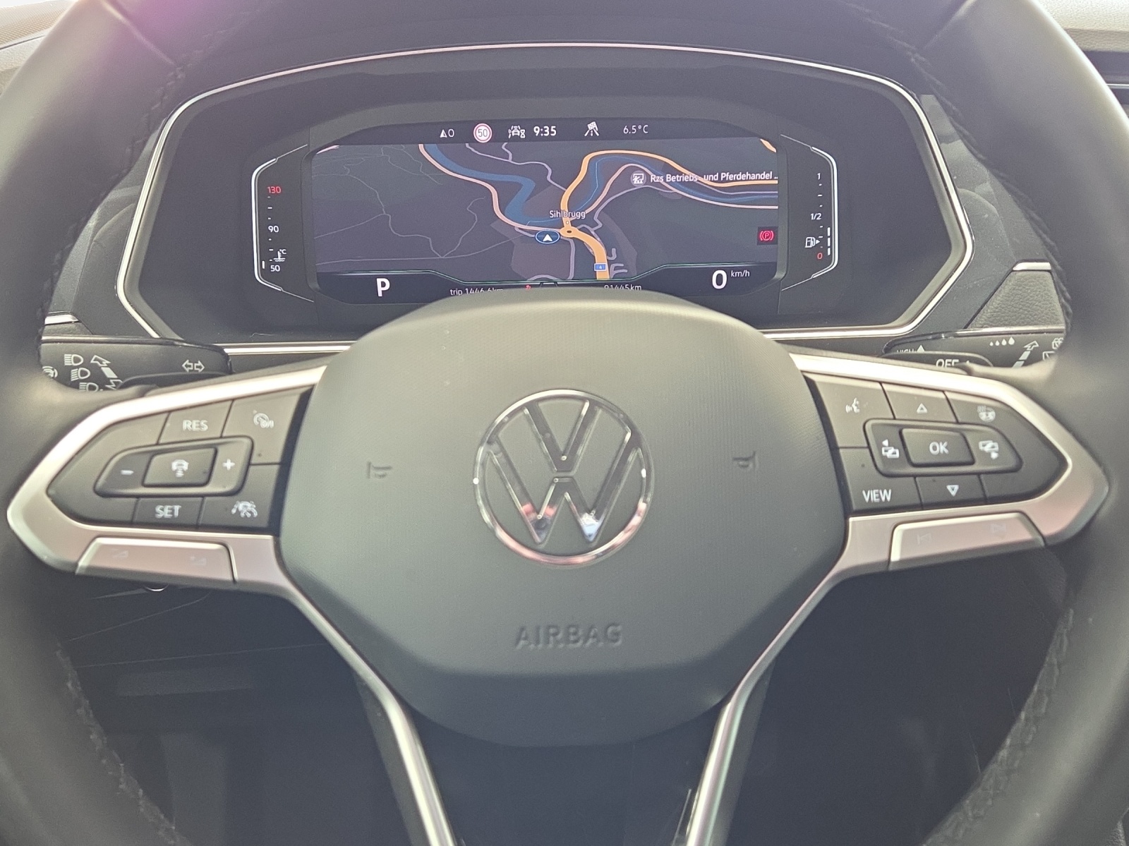 VW Tiguan 2.0 TDI SCR Elegance 4Motion DSG-image-14