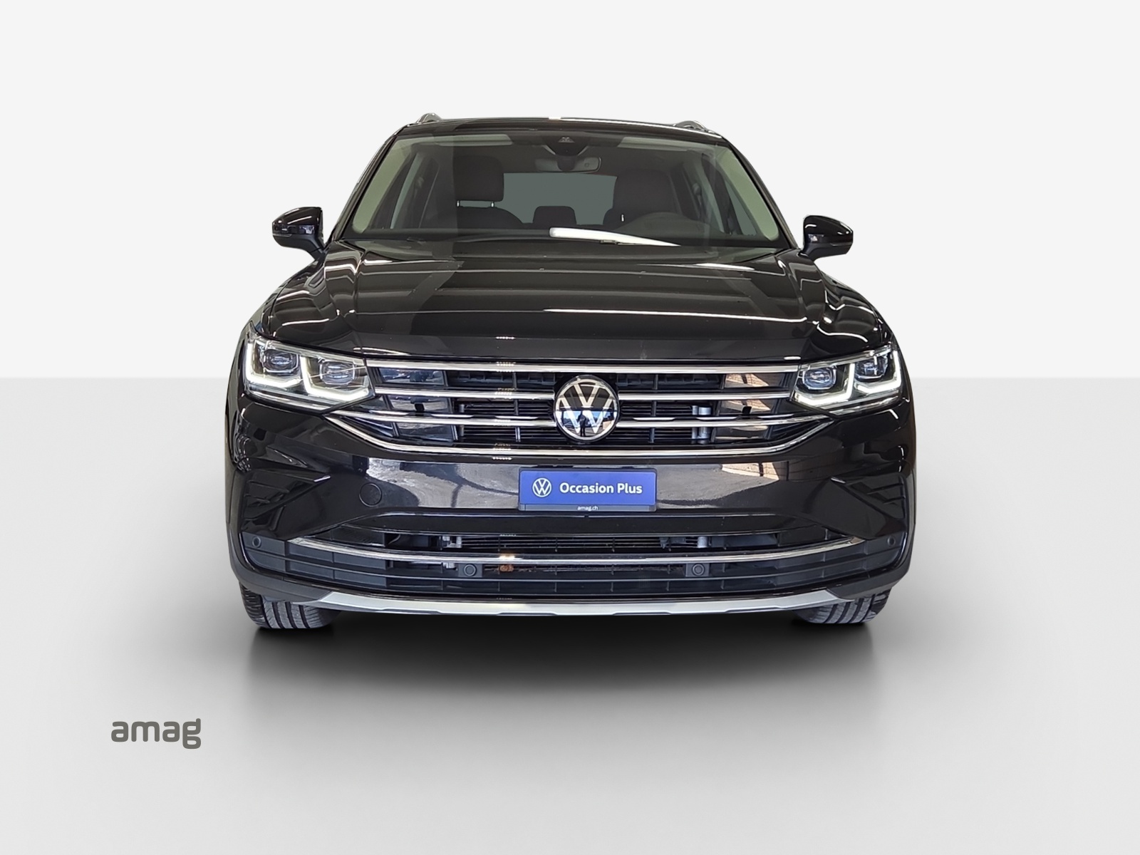 VW Tiguan 2.0 TDI SCR Elegance 4Motion DSG-image-6