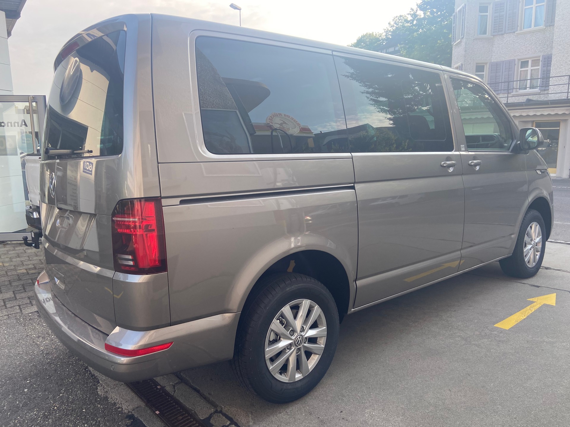 VW T6.1 Caravelle 2.0 TDI Comfortline Liberty DSG-image-3