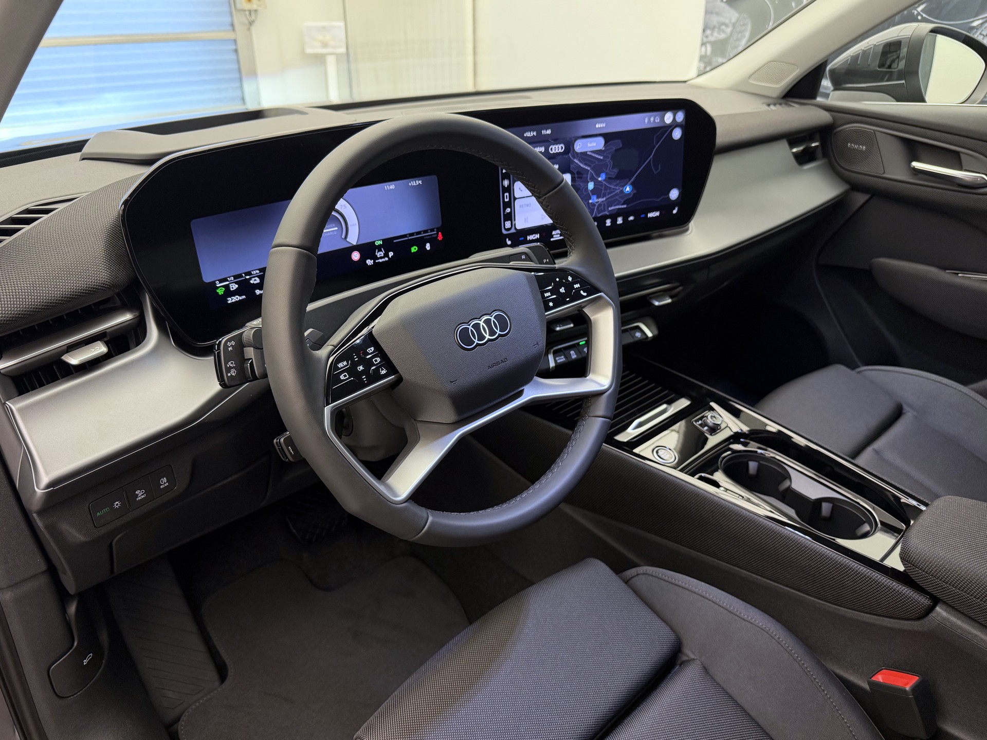 AUDI Q3 Sportback e-hybrid 200 kW S tronig-image-6