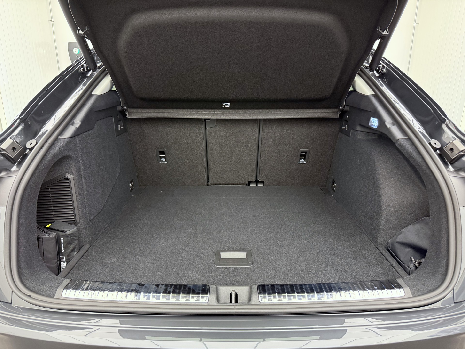 AUDI Q3 Sportback e-hybrid 200 kW S tronig-image-18