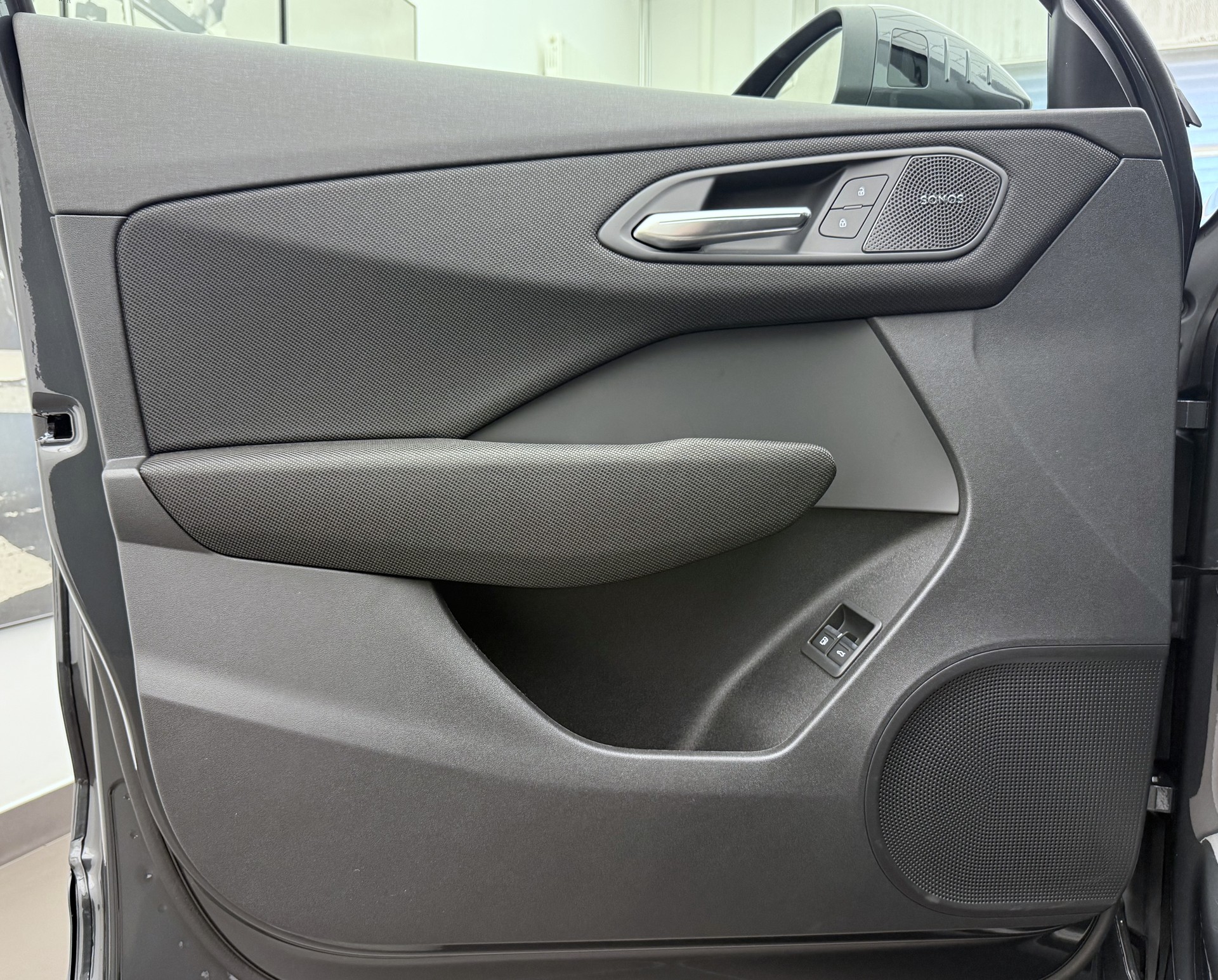 AUDI Q3 Sportback e-hybrid 200 kW S tronig-image-3