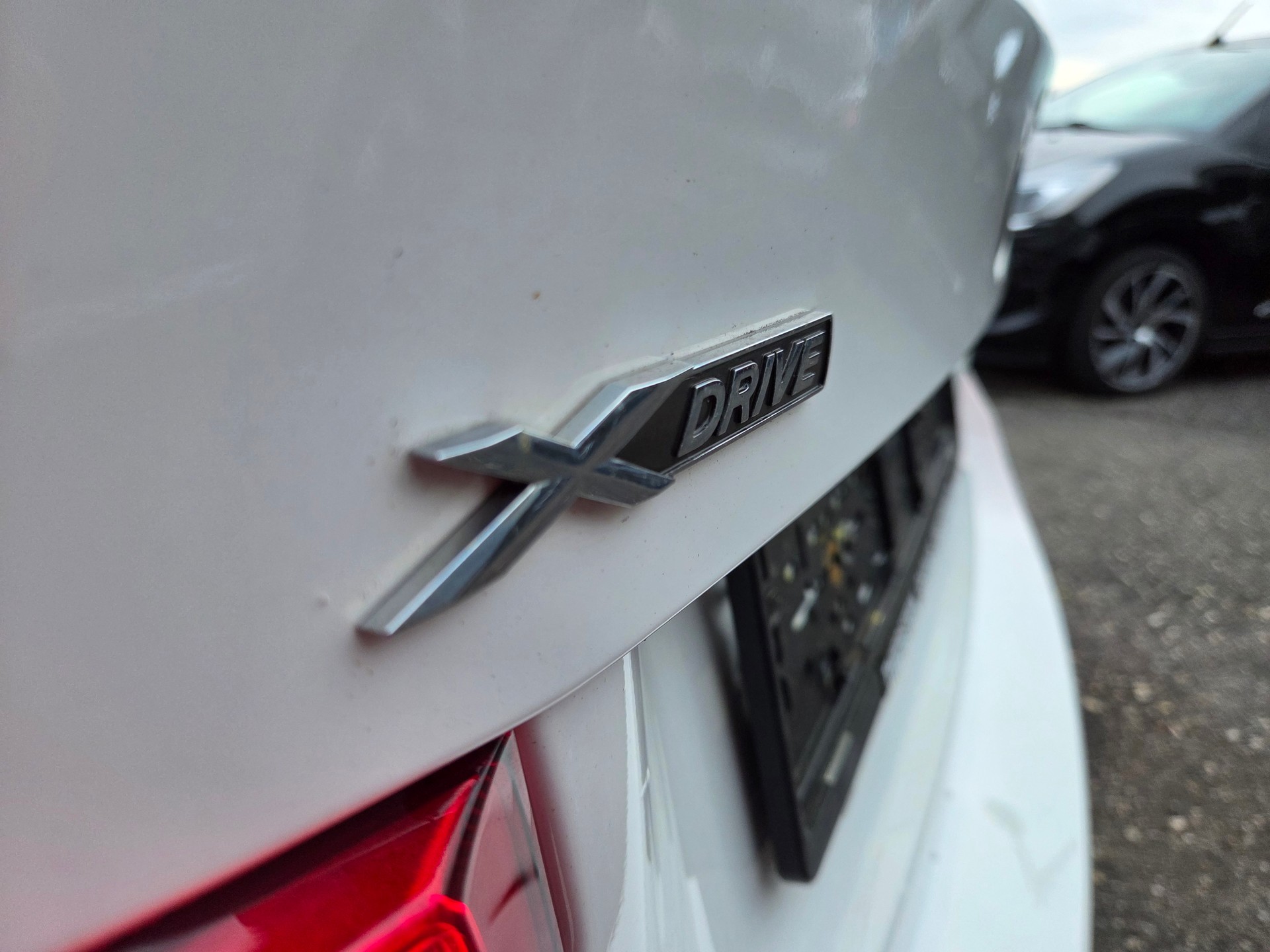 BMW 320d xDrive Touring Steptronic-image-27