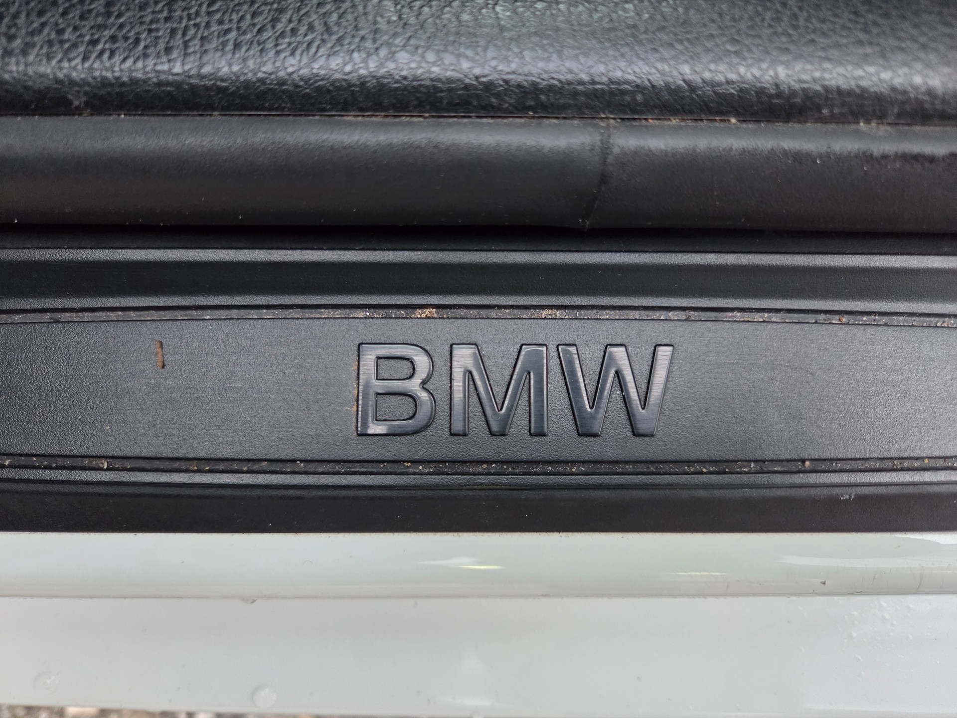 BMW 320d xDrive Touring Steptronic-image-23