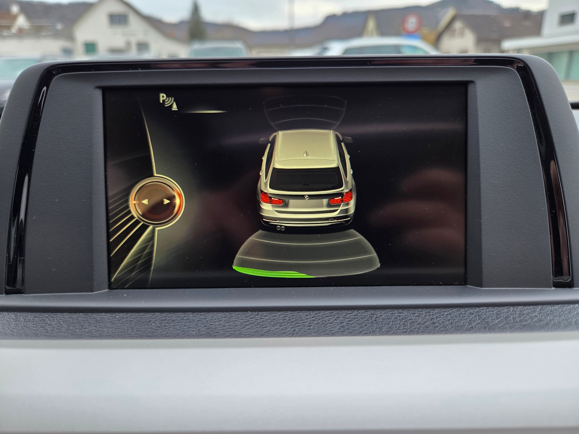 BMW 320d xDrive Touring Steptronic-image-18