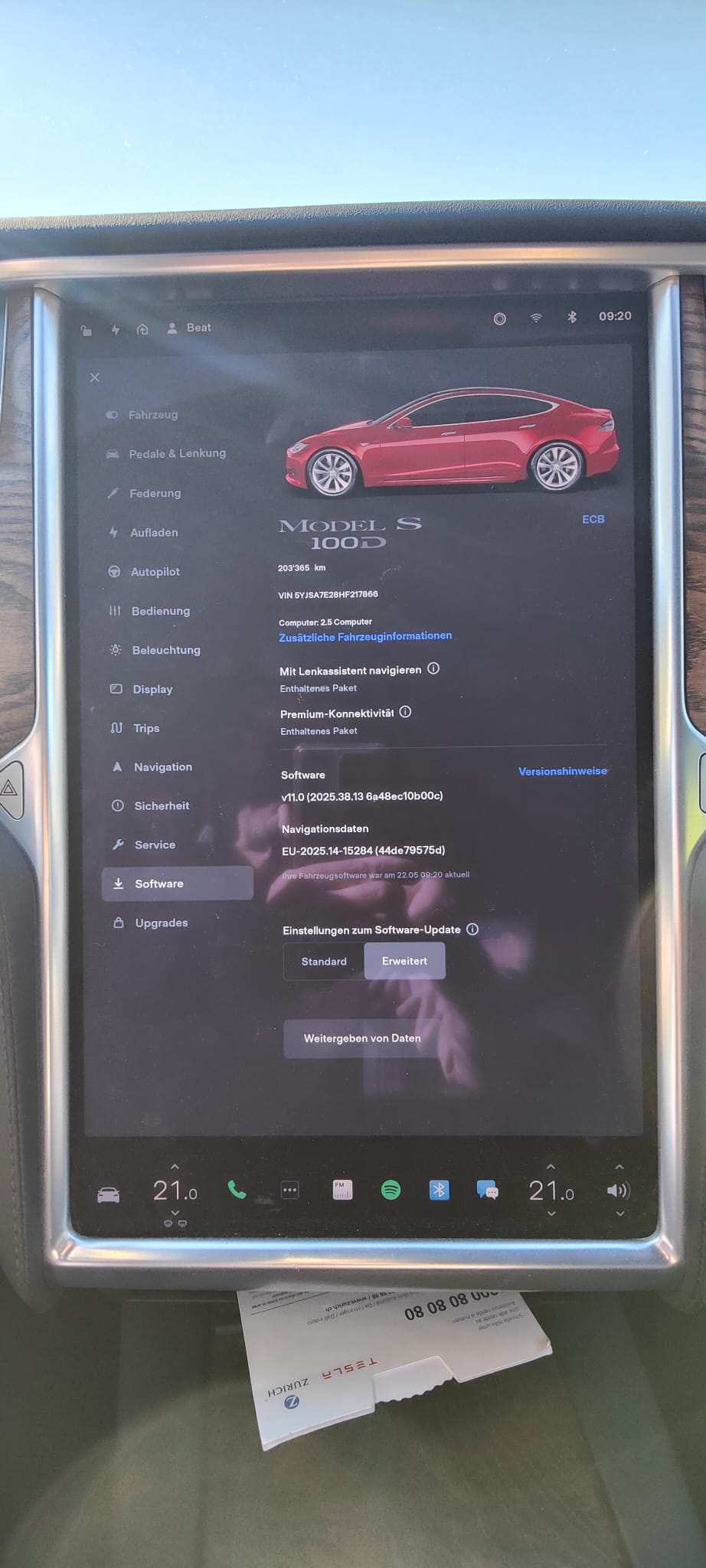 TESLA Model S 100 D-image-7