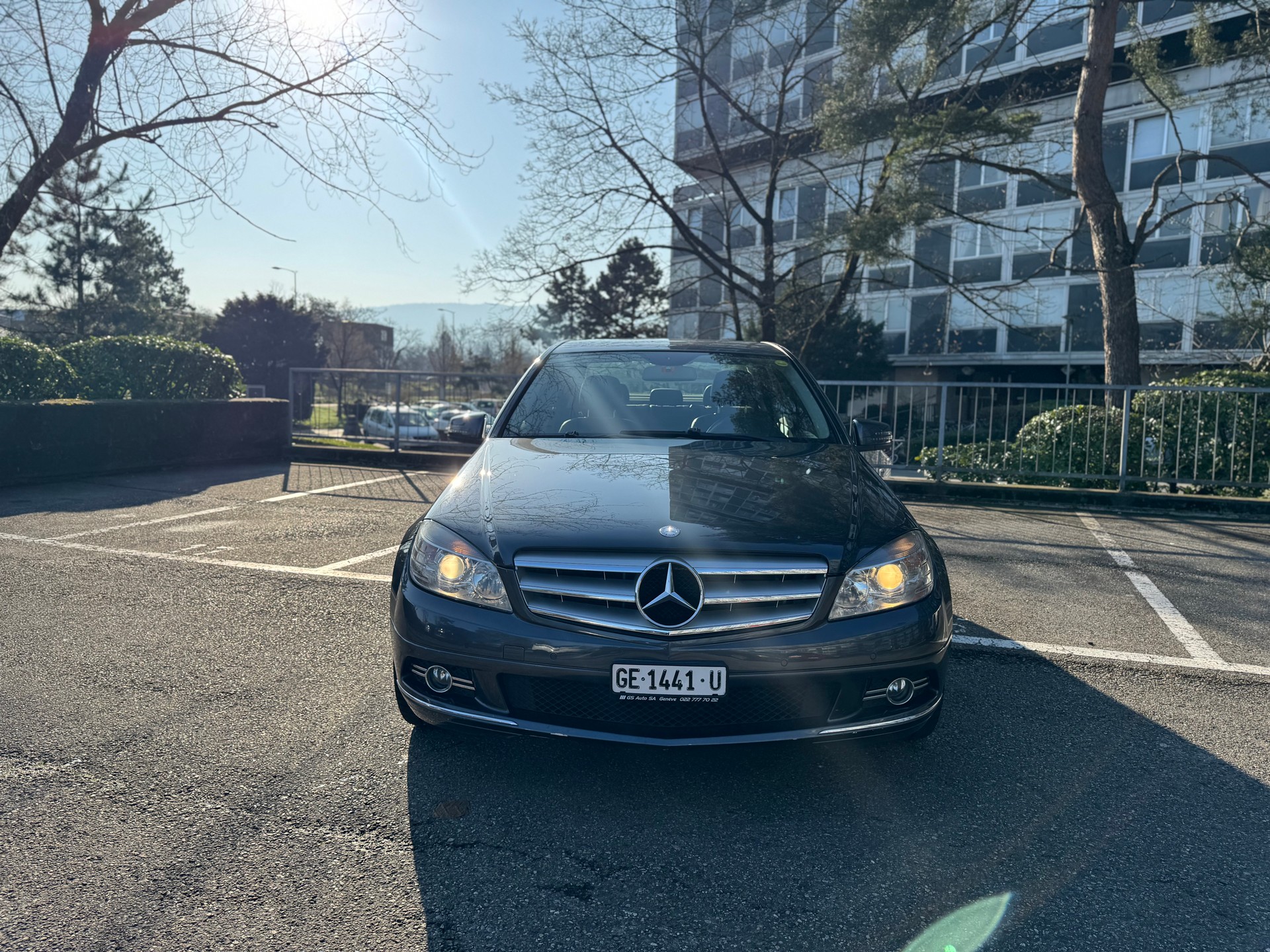 MERCEDES-BENZ C 220 CDI BlueEfficiency Automatic-image-2