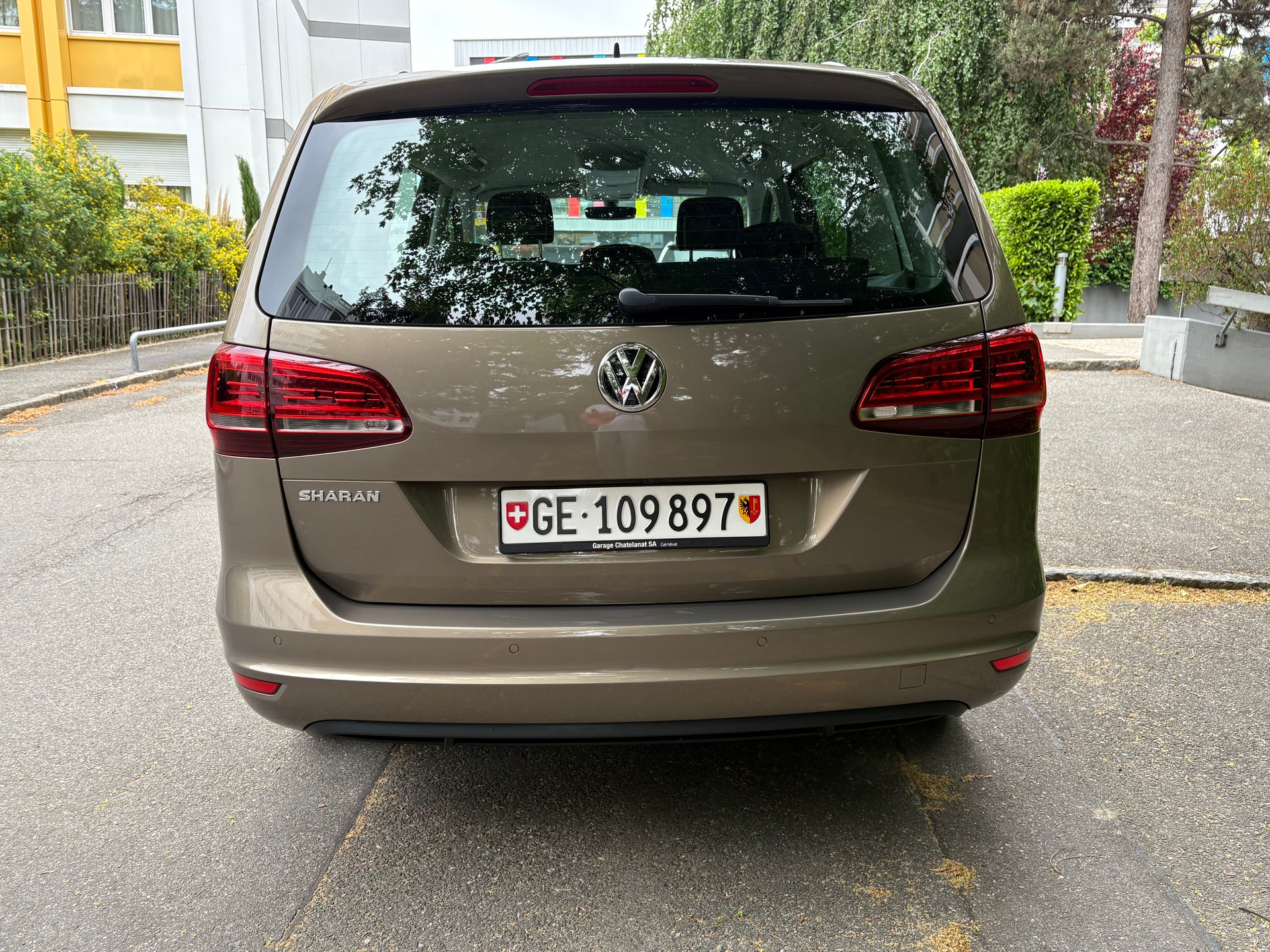 VW Sharan 2.0 TDI BMT Comfortline DSG-image-2