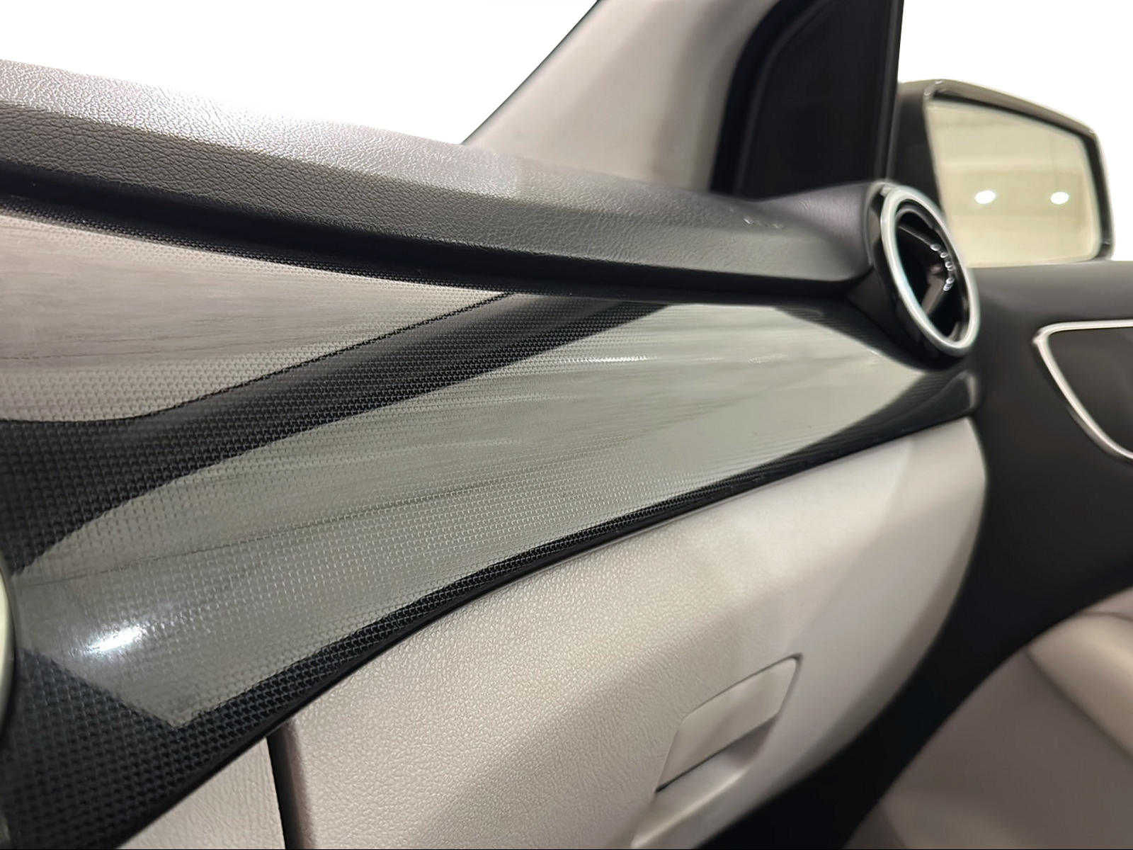 MERCEDES-BENZ B 180 CDI-image-23