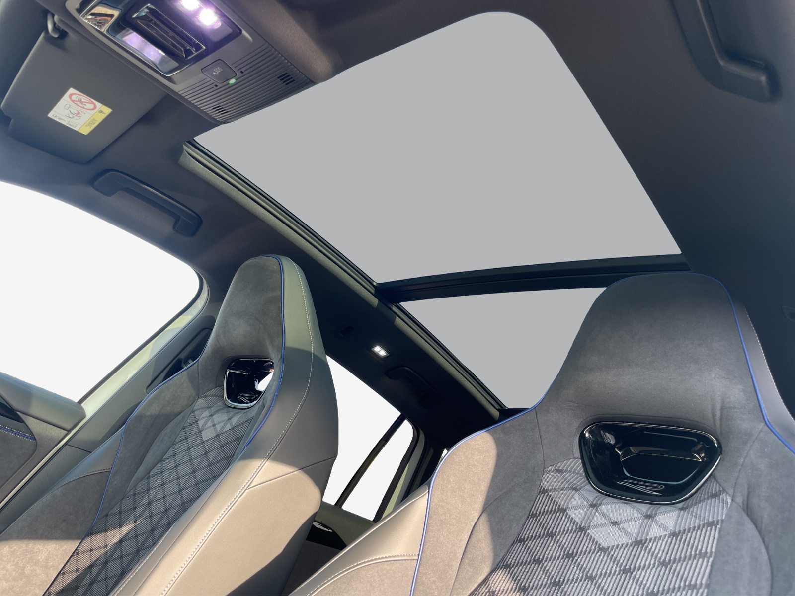 VW Tiguan 2.0 TSI DSG R-Line 4Motion-image-15
