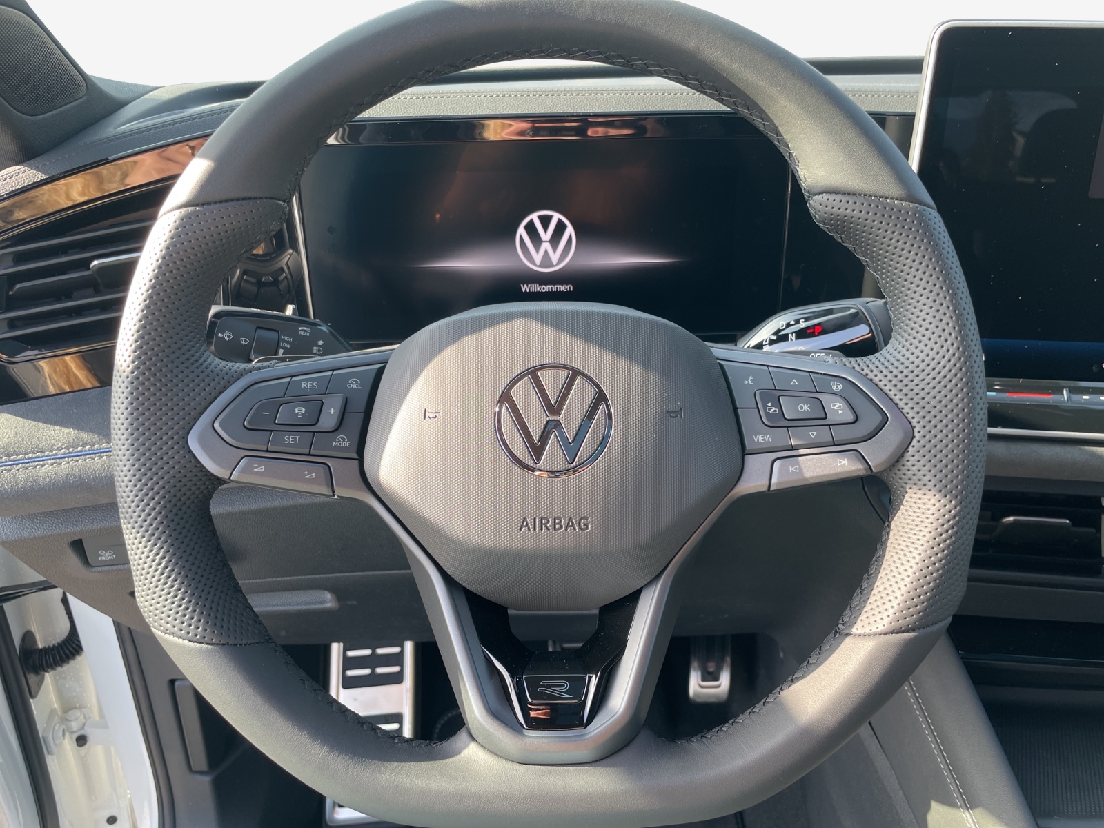VW Tiguan 2.0 TSI DSG R-Line 4Motion-image-9