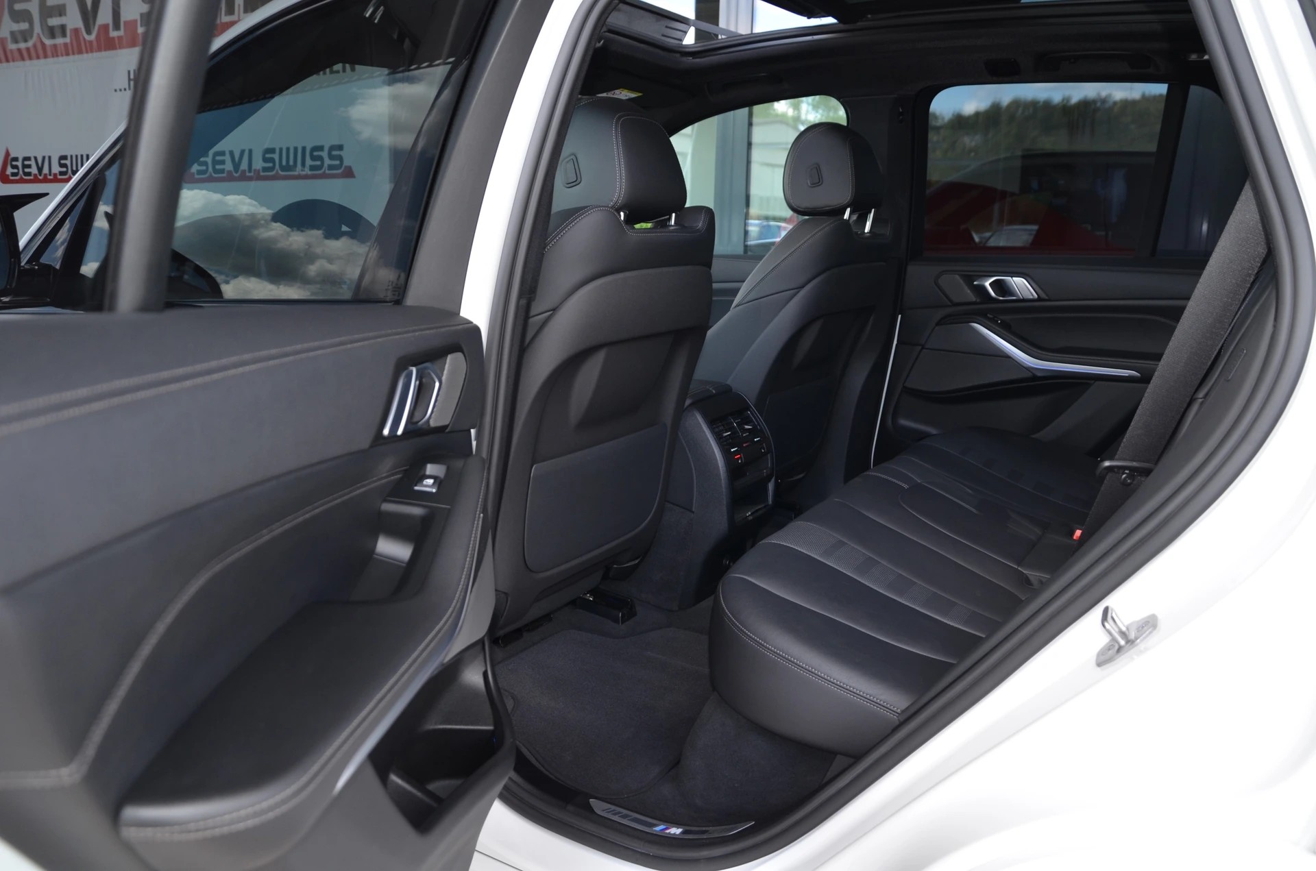 BMW X5 xDrive 48V 40d M Sport Steptronic*Ab MFK,1 Jahr oder 20000km Garantie auf Motor und Getriebe*-image-10