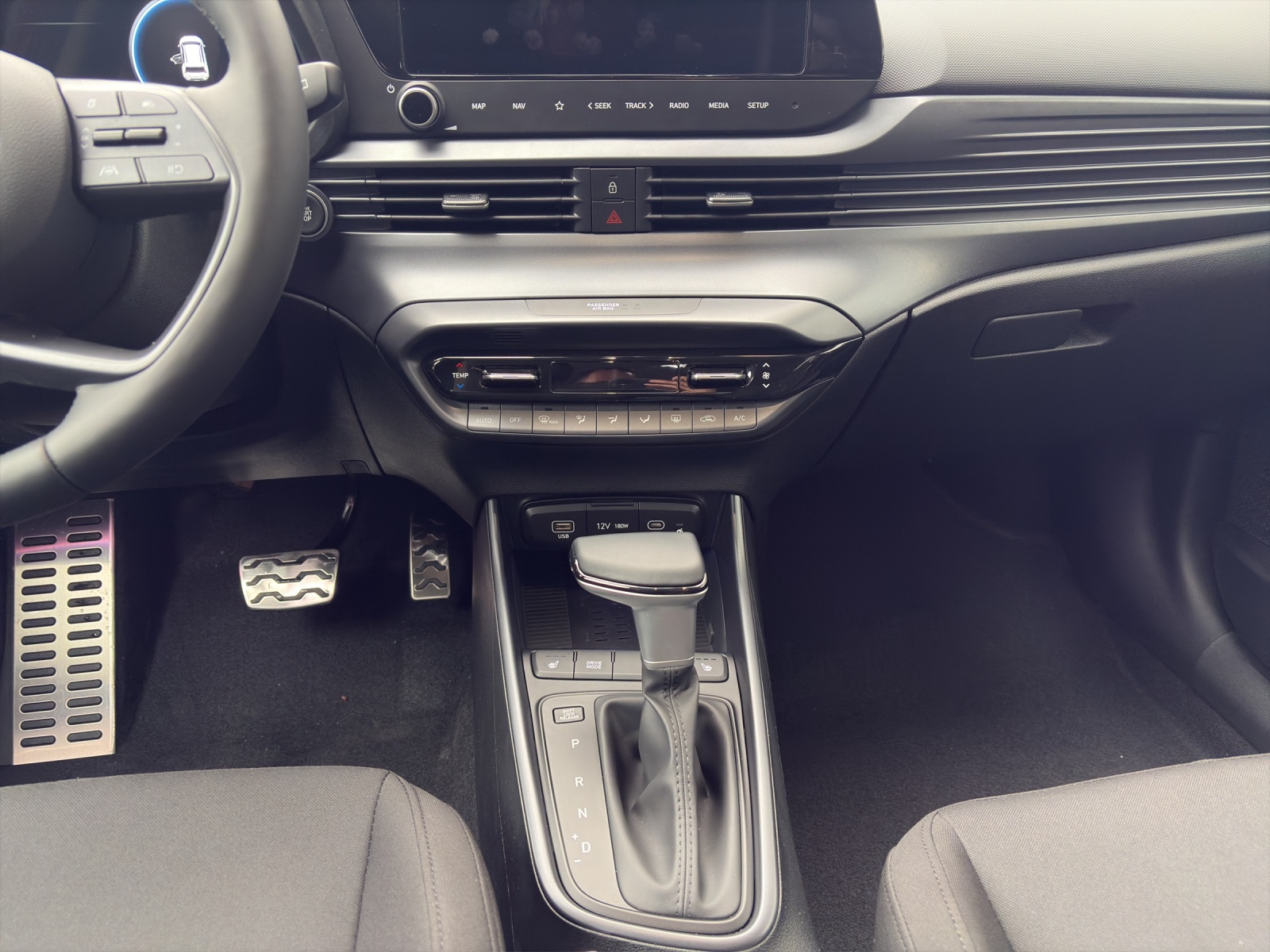 HYUNDAI Bayon 1.0 T-GDi Amplia-image-13