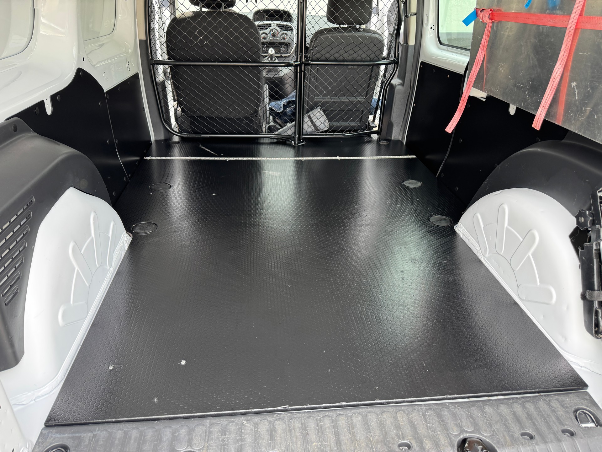 RENAULT KANGOO MAXI-image-5