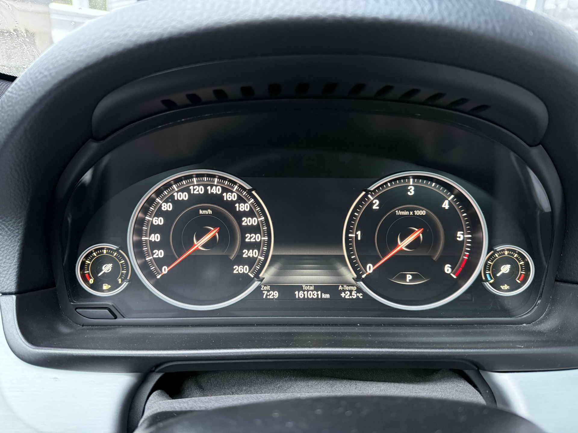 BMW 530d Touring xDrive M Sport-image-21