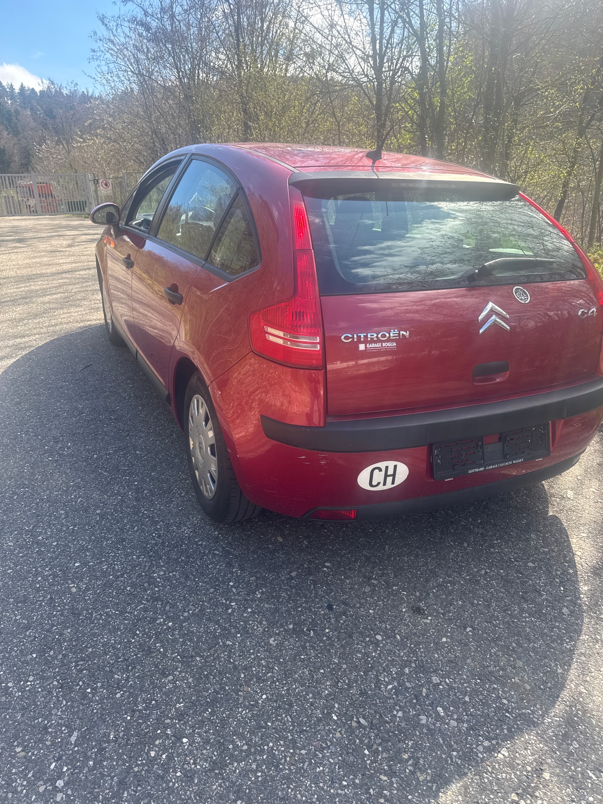 CITROEN C4 Berline 1.4i 16V X-image-2
