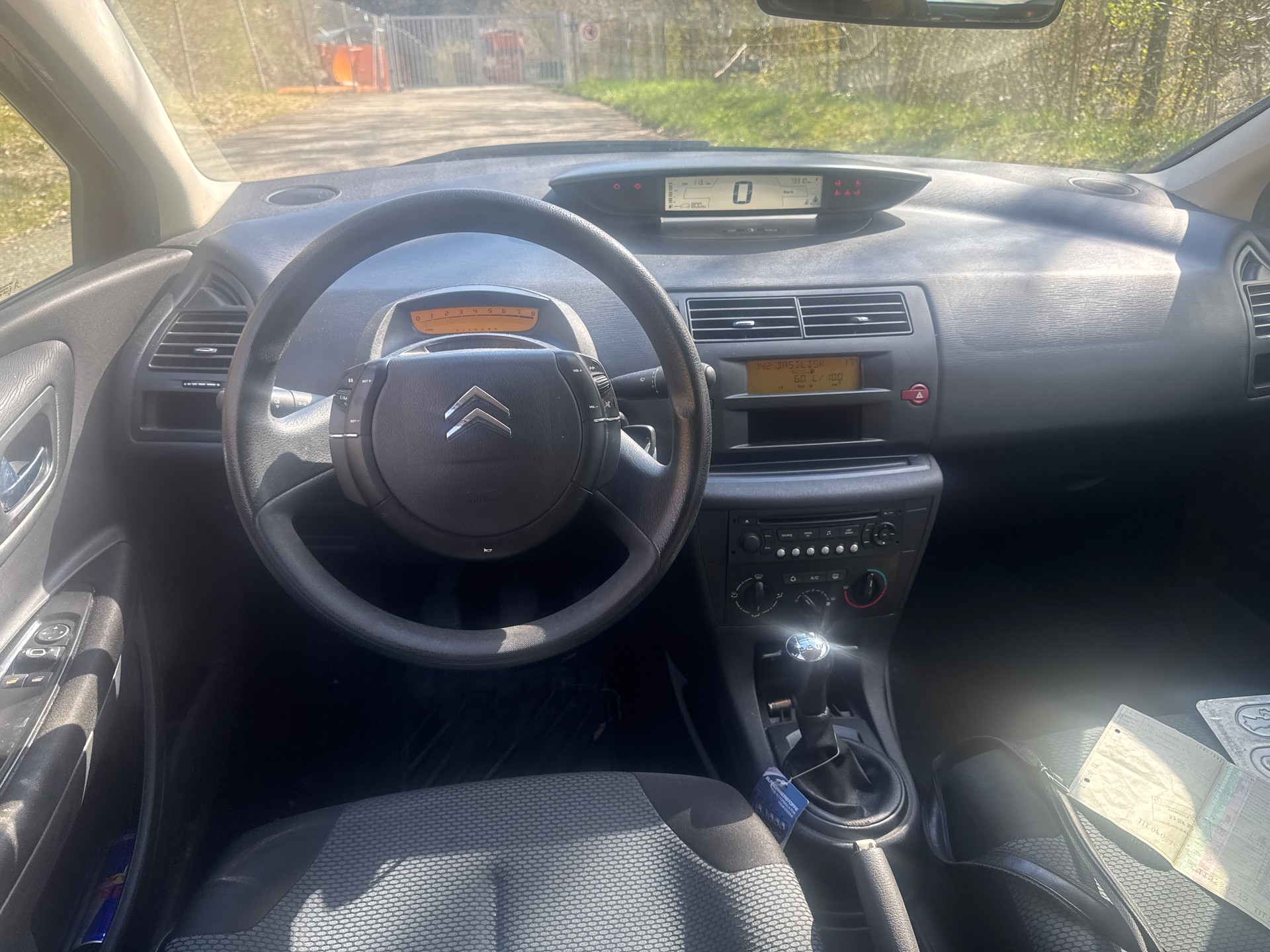 CITROEN C4 Berline 1.4i 16V X-image-4