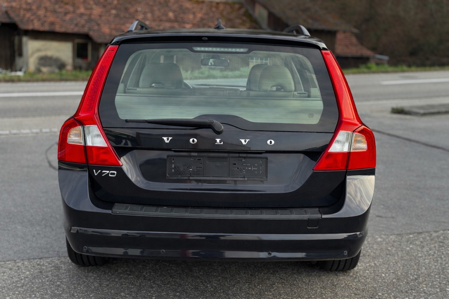 VOLVO V70 2.5T Flexifuel Momentum Geartronic-image-2