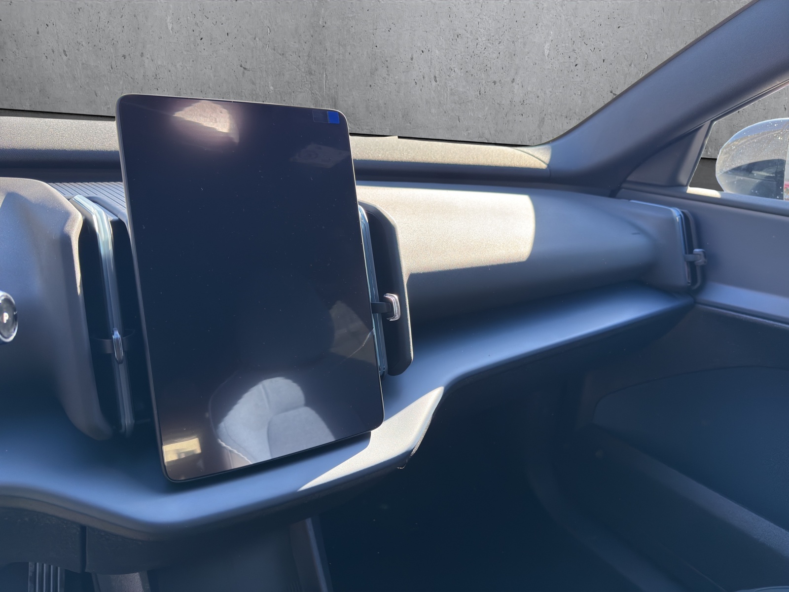 Image VOLVO EX-30 EX30 E60 69kWh Single Motor Extended Range Plus