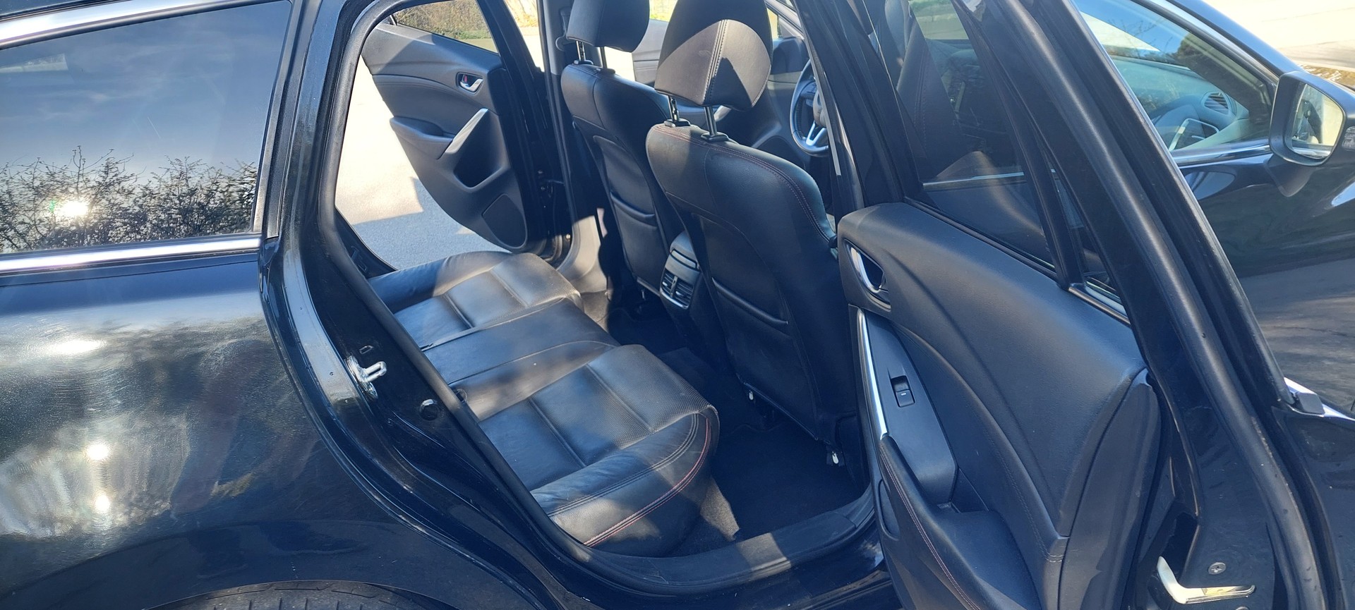 MAZDA 6 Sportwagon 2.0 16V HP Revolution-image-14