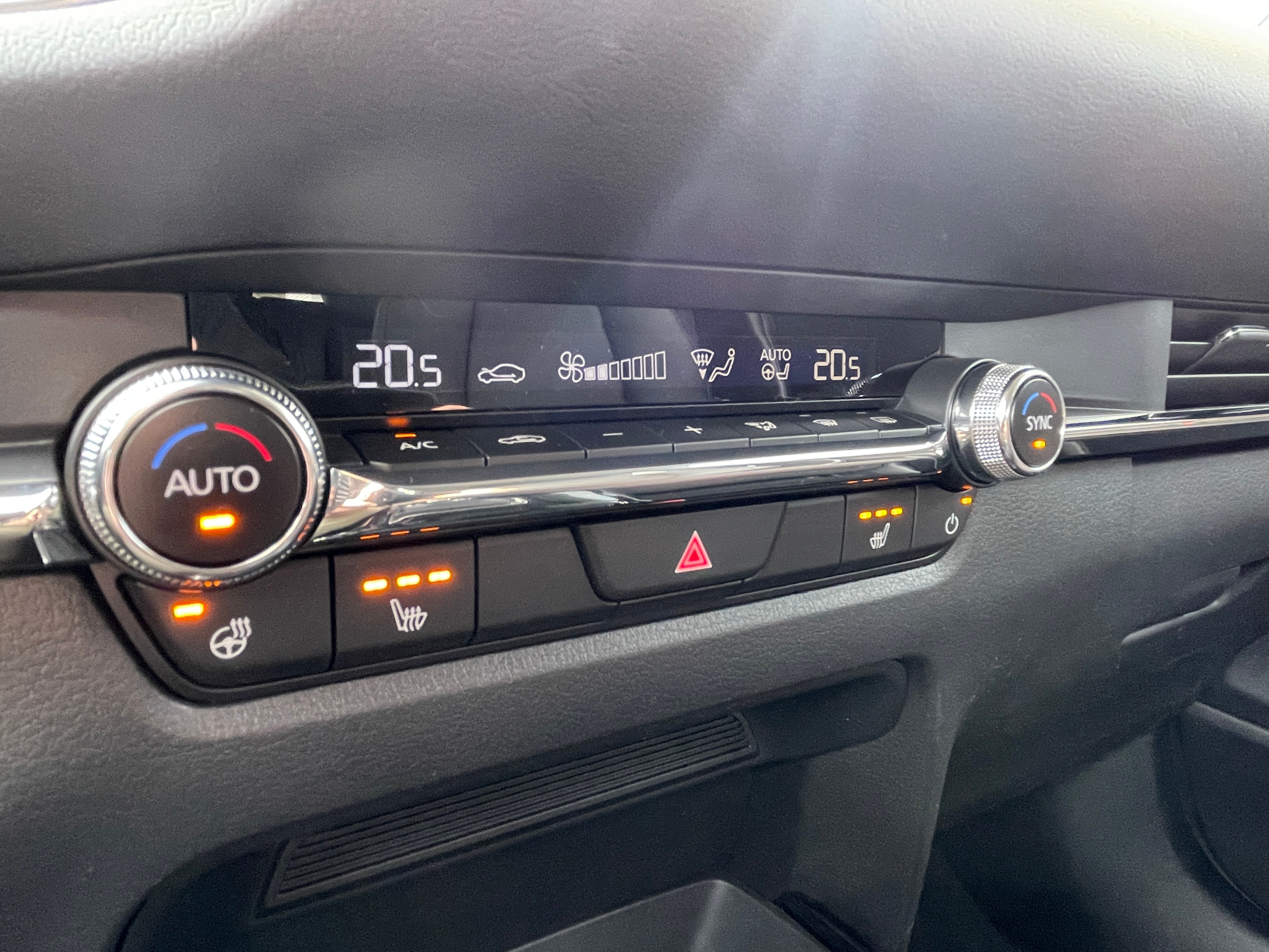 Image MAZDA CX-30 CX-30 SKYACTIV-X 186 M Hybrid Takumi FWD AT