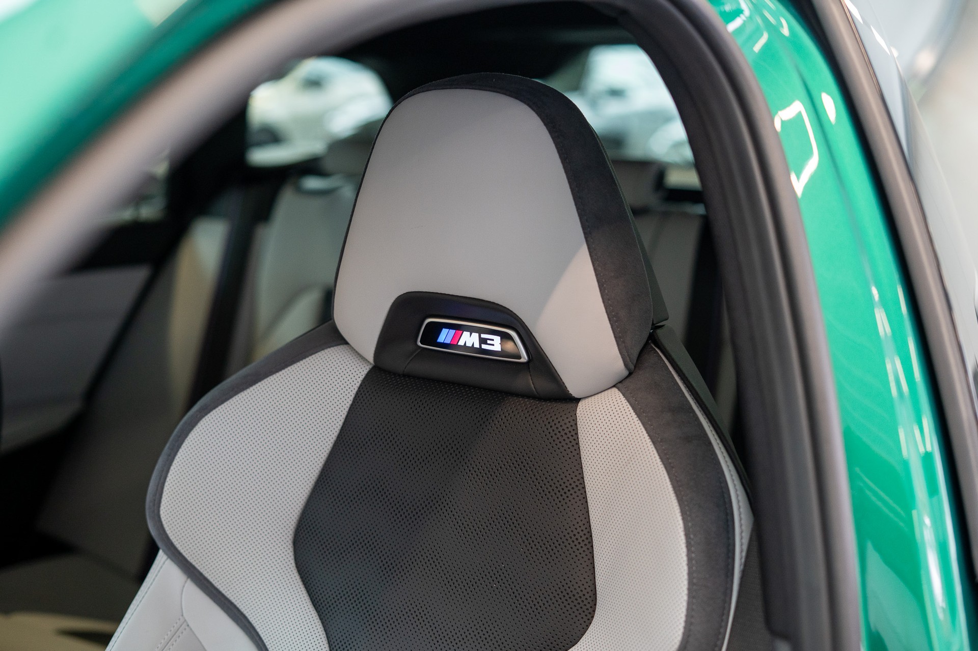 BMW M3 Competition xDrive Touring / LCI / Carbon Paket / Alcantara Lenkrad /-image-12