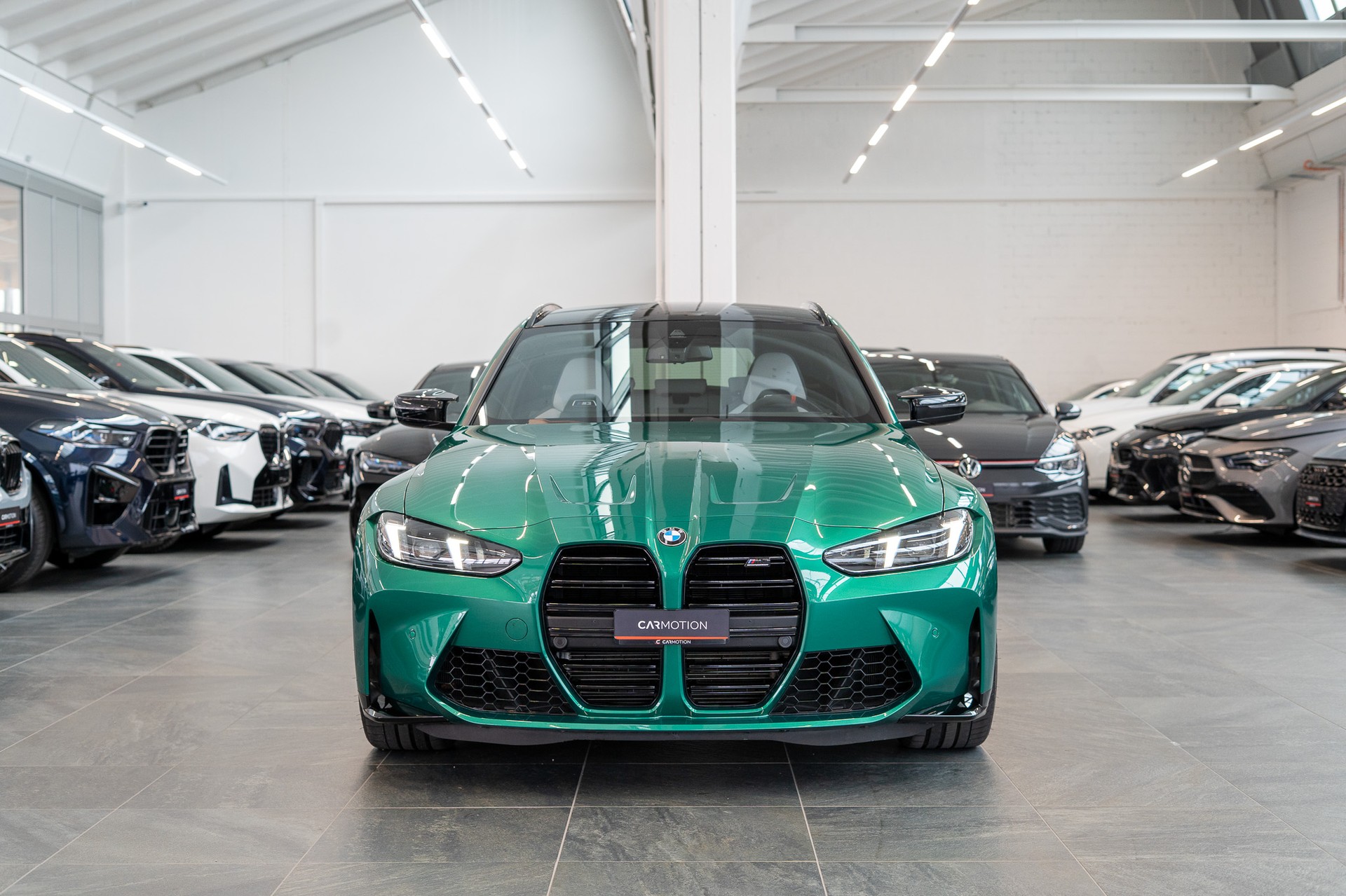 BMW M3 Competition xDrive Touring / LCI / Carbon Paket / Alcantara Lenkrad /-image-1