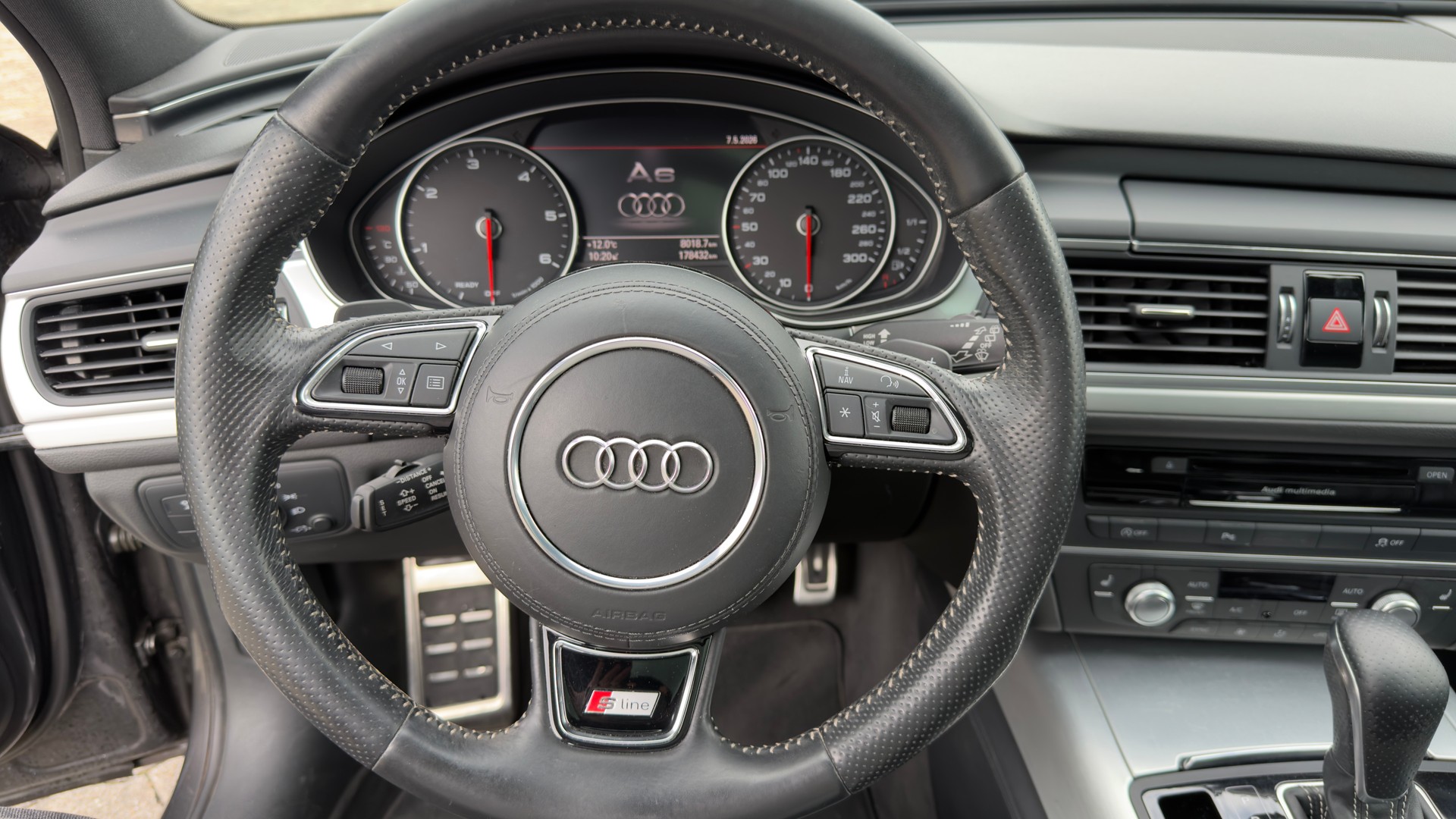 AUDI A6 Avant 3.0 BiTDI V6 quattro tiptronic-image-9