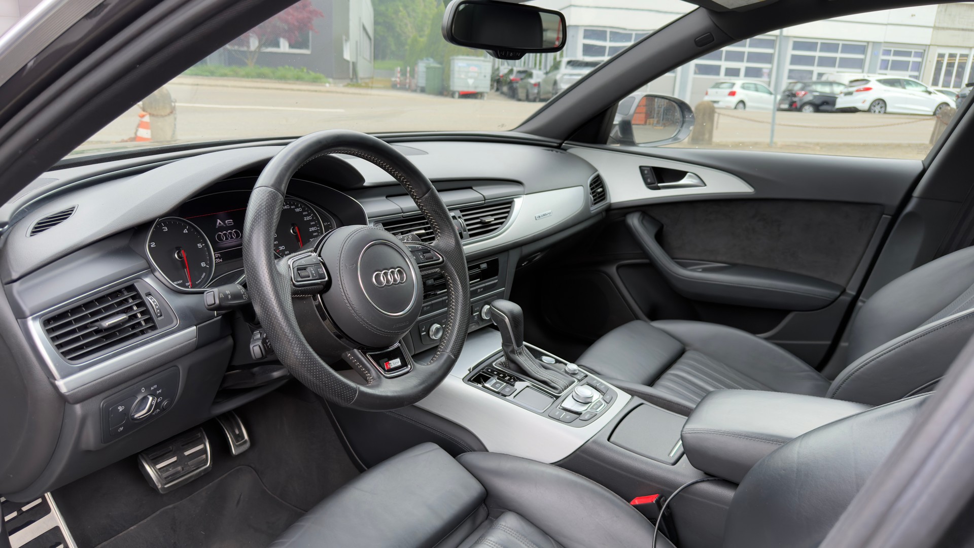 AUDI A6 Avant 3.0 BiTDI V6 quattro tiptronic-image-8