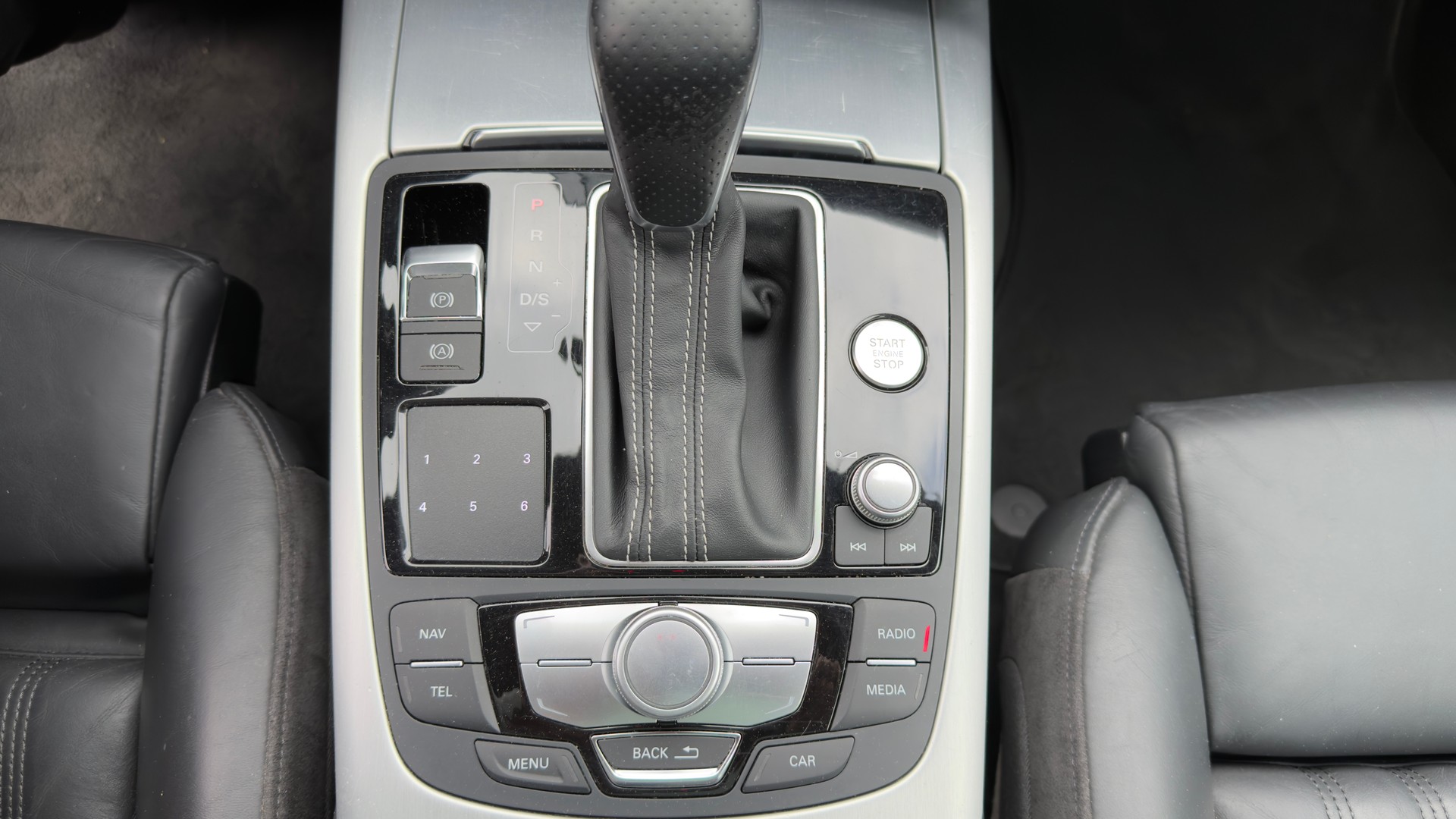 AUDI A6 Avant 3.0 BiTDI V6 quattro tiptronic-image-15