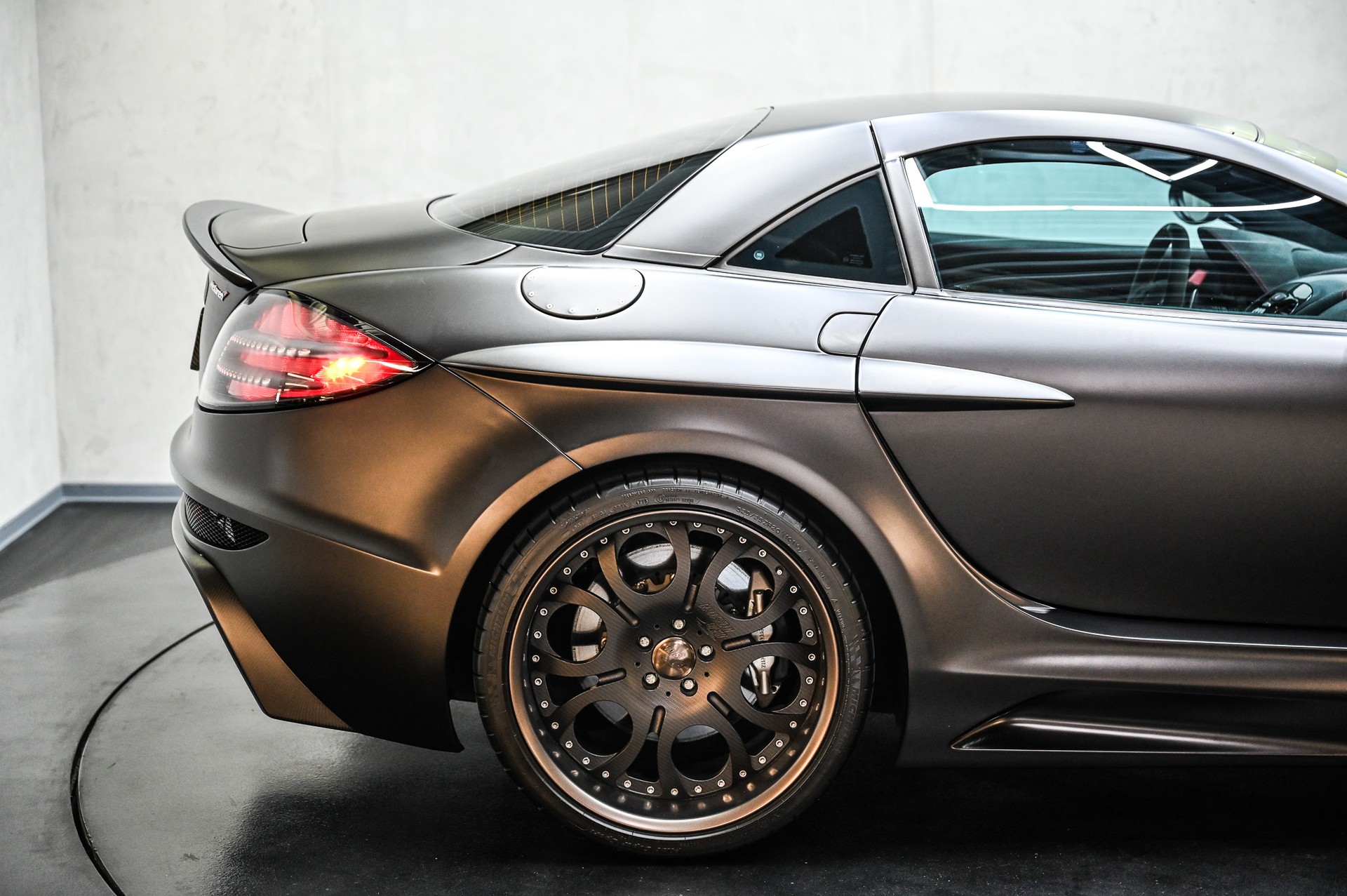 MERCEDES-BENZ SLR McLaren by FAB Design 1 of 15-image-16