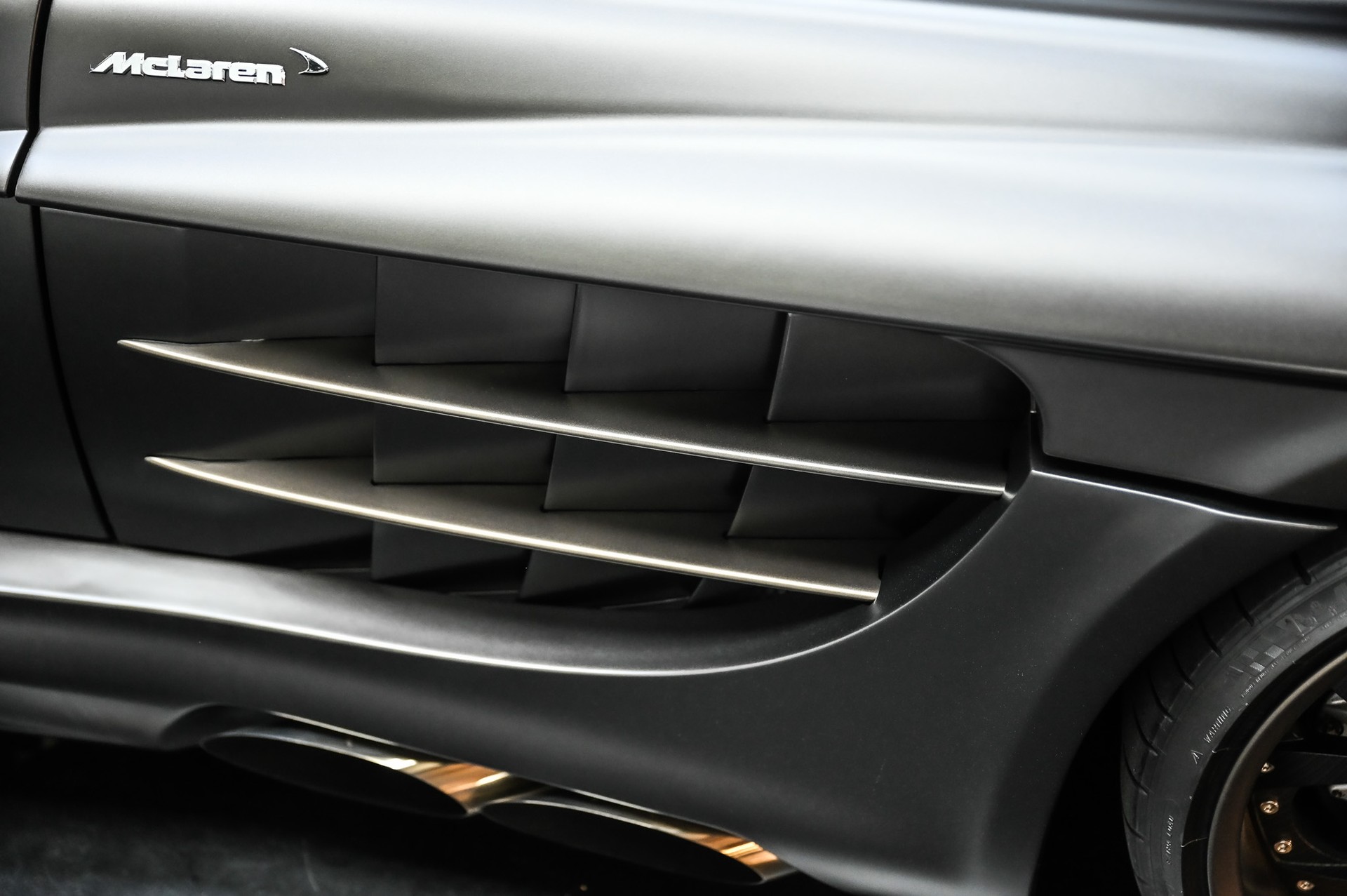MERCEDES-BENZ SLR McLaren by FAB Design 1 of 15-image-20