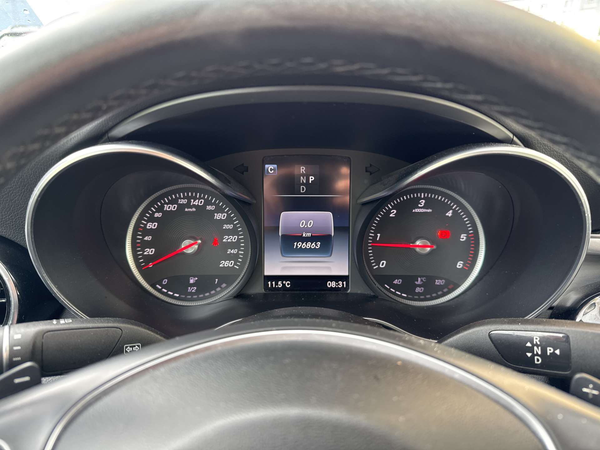 MERCEDES-BENZ C 220 d Avantgarde G-Tronic Automat-image-11
